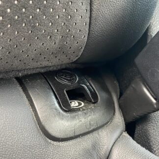 Audi Q5 Isofix kapağı ABS Baskı 2 Adet 00141