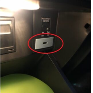 5Q0035726 Oem Numaralı Parça Micro usb kapağı VW Serisi ABS Baskı 00238