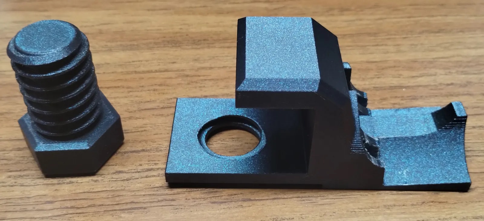 Logitech F710 Masa Tutucu Aparat ABS Baskı 00427 - Görsel 4