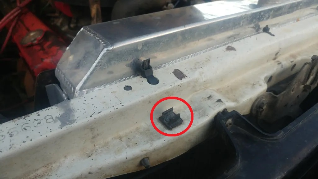 Toyota Hilux Kaput Demiri Klipsi ABS Baskı 00471 - Görsel 3