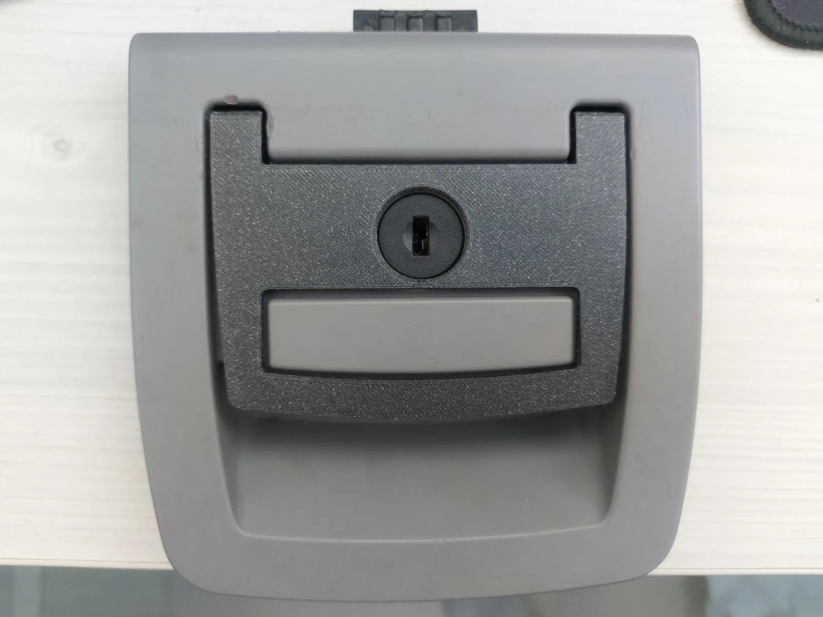 Bagaj kolu BMW X5 ABS Baskı 00512