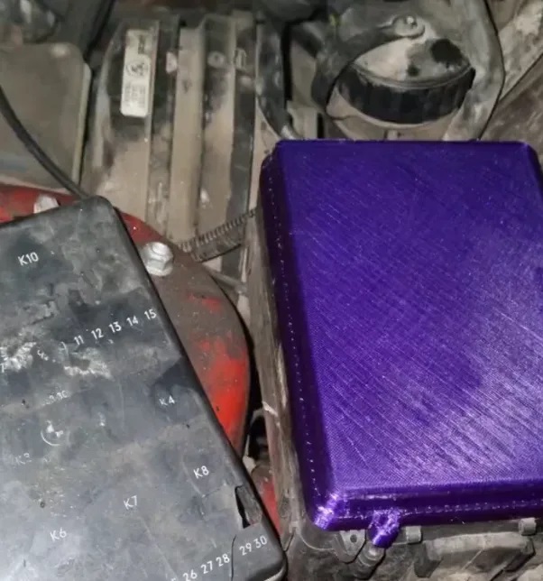 BMW E30 sigorta kutusu kapağı ABS Baskı 00548 - Görsel 3