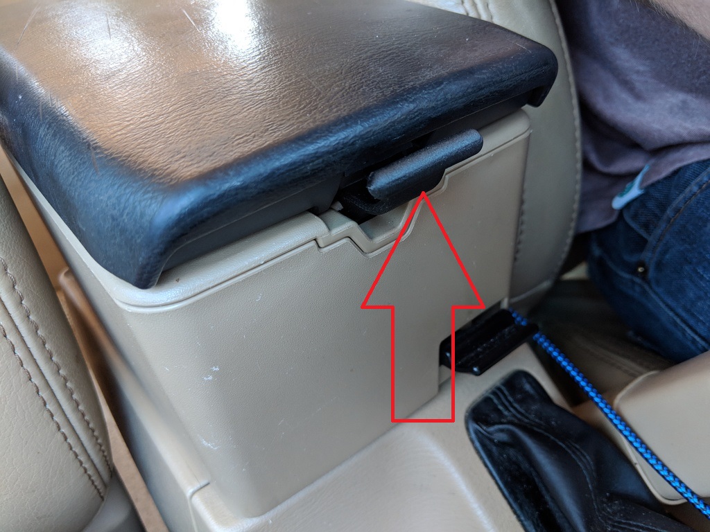 Subaru Forester 2002 - 2007 Kolçak Klipsi ABS Baskı 00731