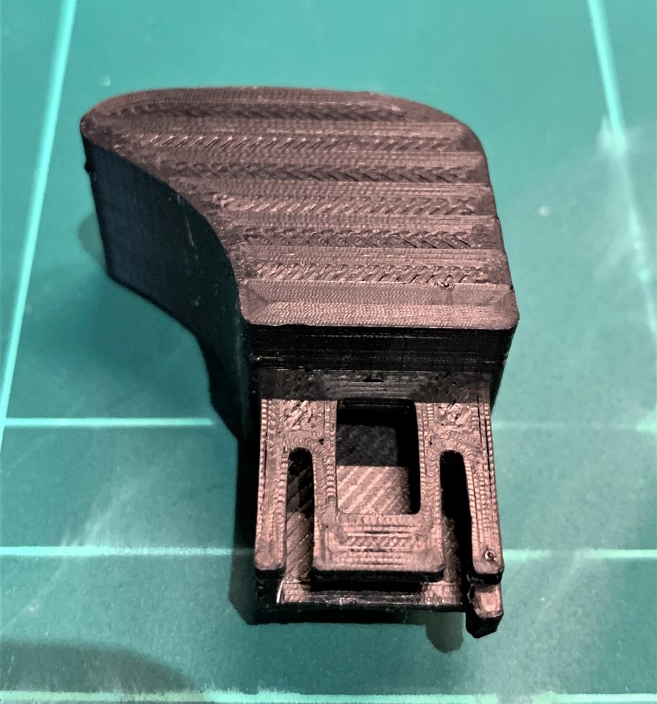 Toyota Corolla Arka Koltuk Kolu ABS Baskı 00765 - Görsel 2