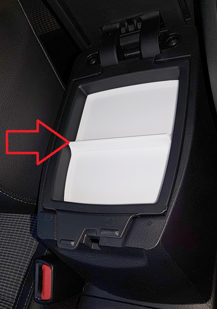 Toyota Auris Kolçak Tepsisi ABS Baskı 00776