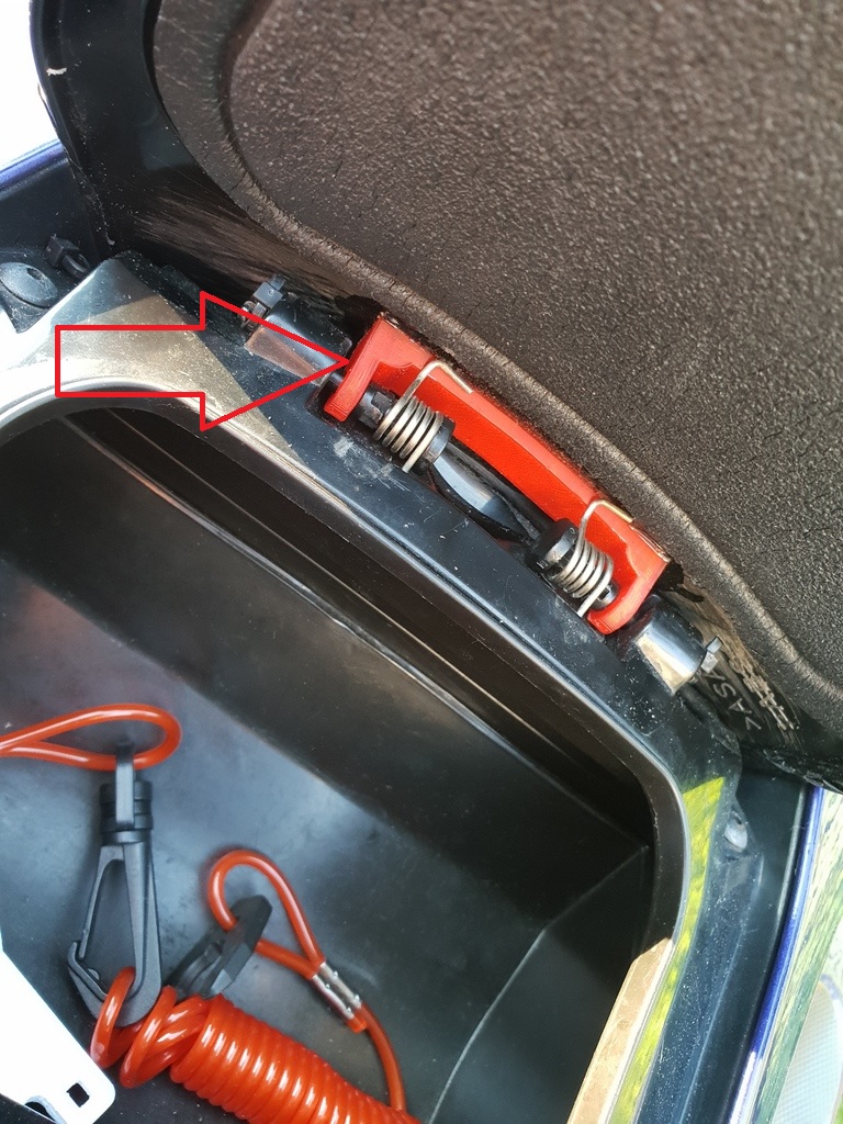 Waverunner 1200/1300 Kolçak Kapağı Menteşesi ABS Baskı 01141