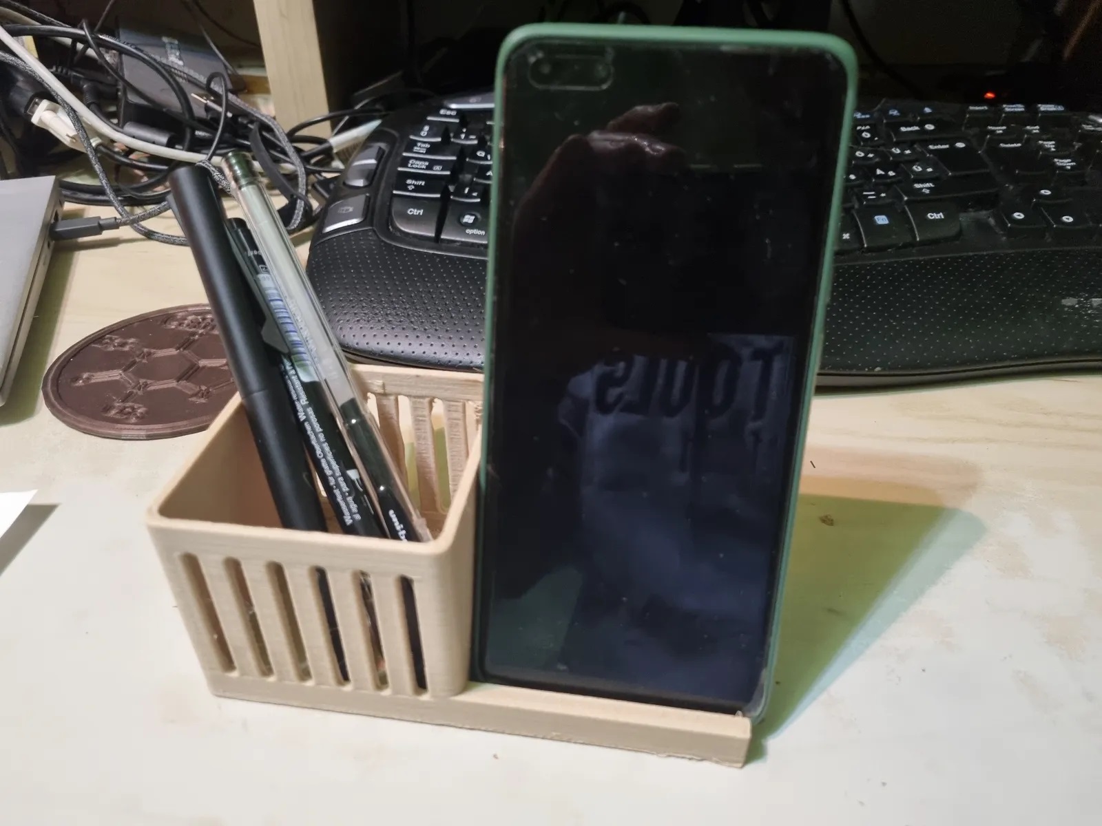 Kalem ve Telefon Tutucu Stand PLA Baskı 01162