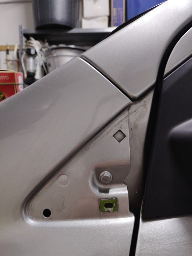 Nissan Note Cam Braketi Sağ ve Sol ABS Baskı 00846