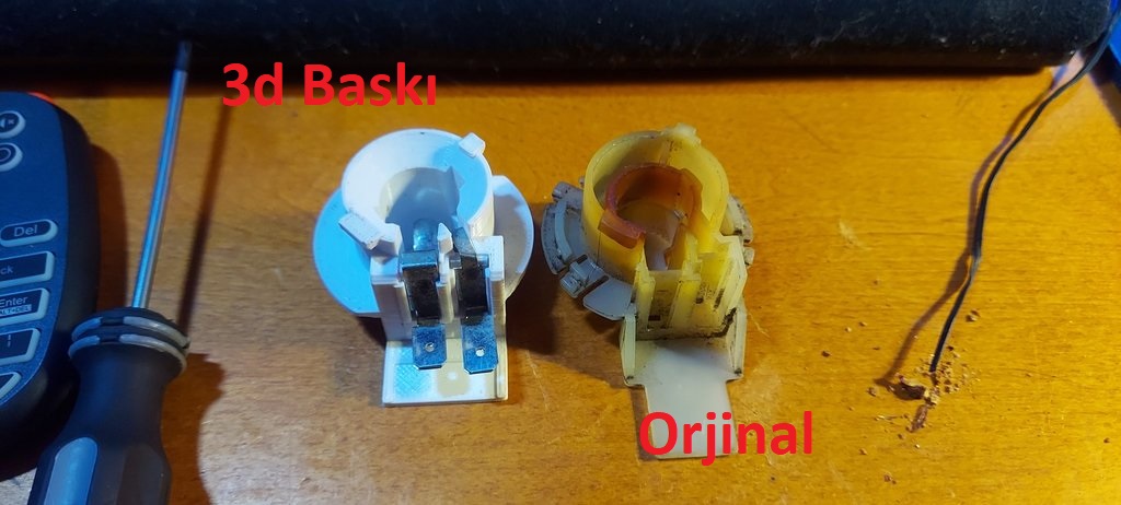 Audi 4000/5000 arka Far Soket Braketi ABS Baskı 01325