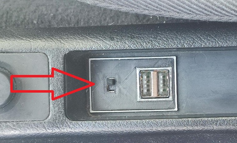 Audi A6 C5 USB Braketi ABS Baskı 01332