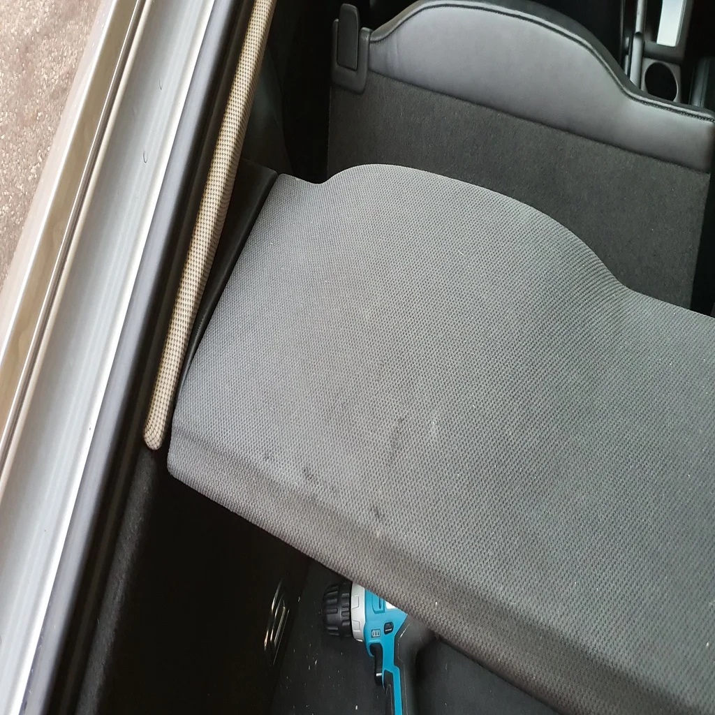 Audi tt Pandizot Tutma Plastiği Sağ ve Sol ABS Baskı 01359 - Görsel 2