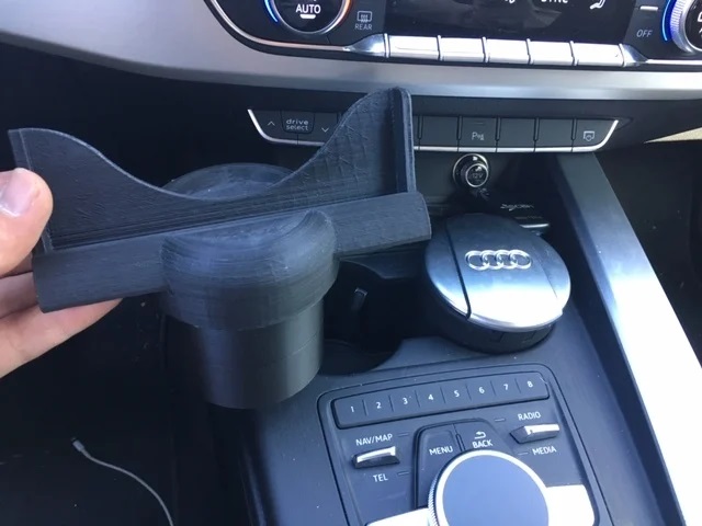 Audi Bardaklık Üstü Telefon Tutma Braketi ABS Baskı 01368 - Görsel 3