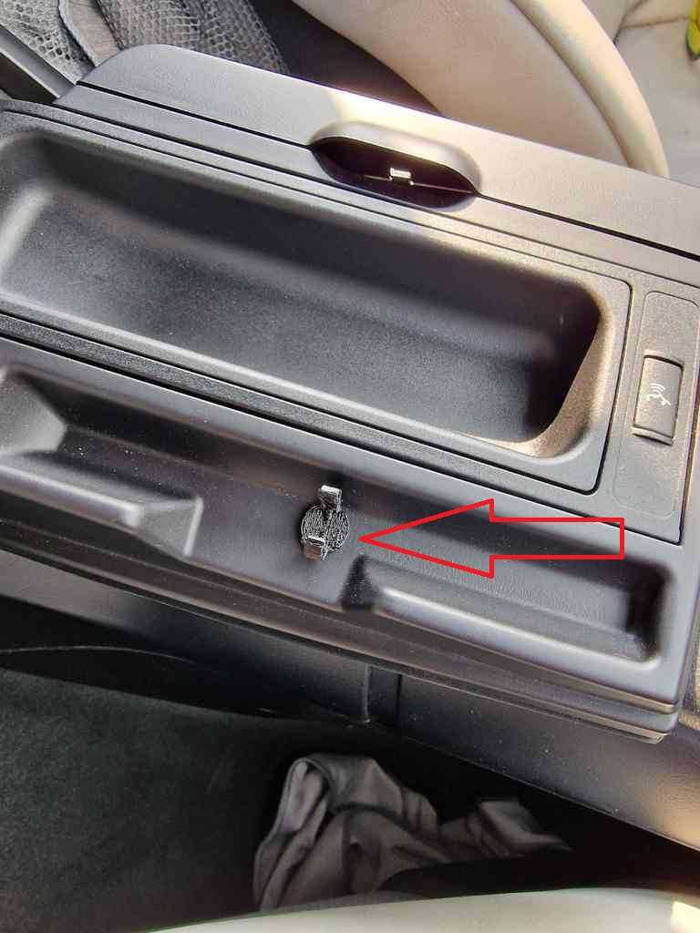 BMW Z4 e85 Kalem Tutma Klipsi ABS Baskı 01437 - Görsel 2