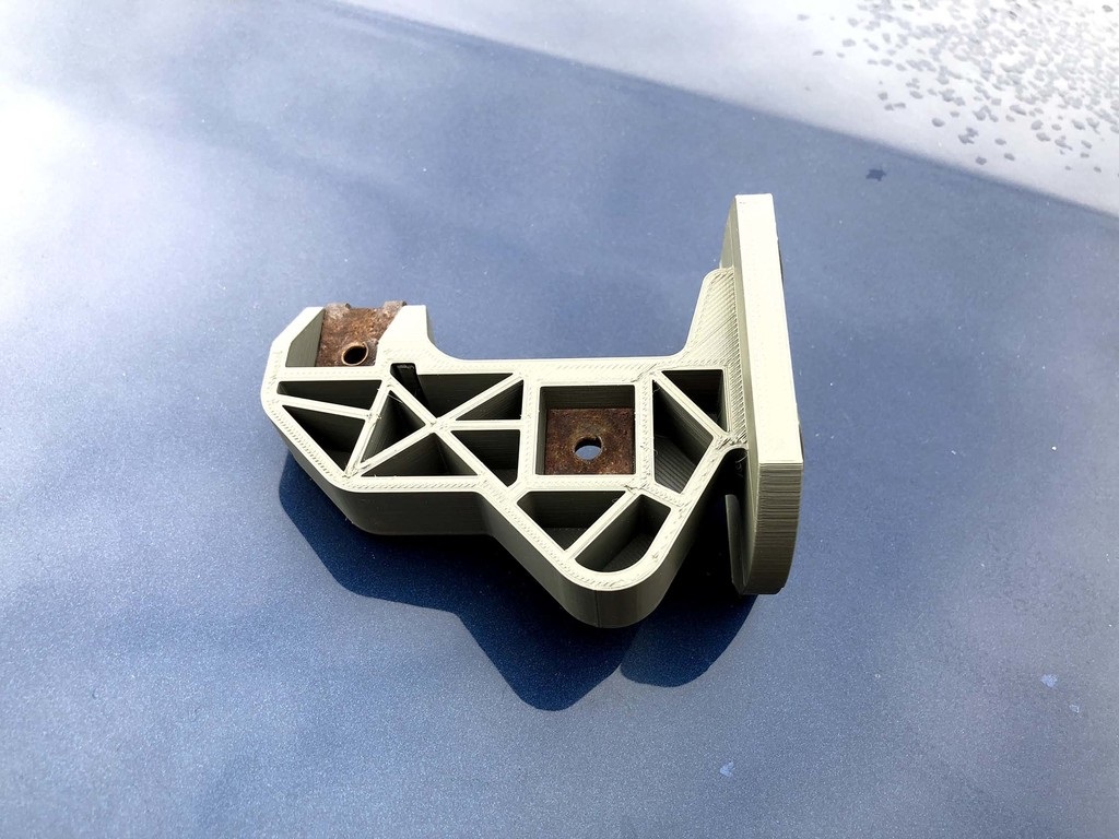 BMW E39 Ön Tampon Braketi ABS Baskı Sağ ve Sol 01477