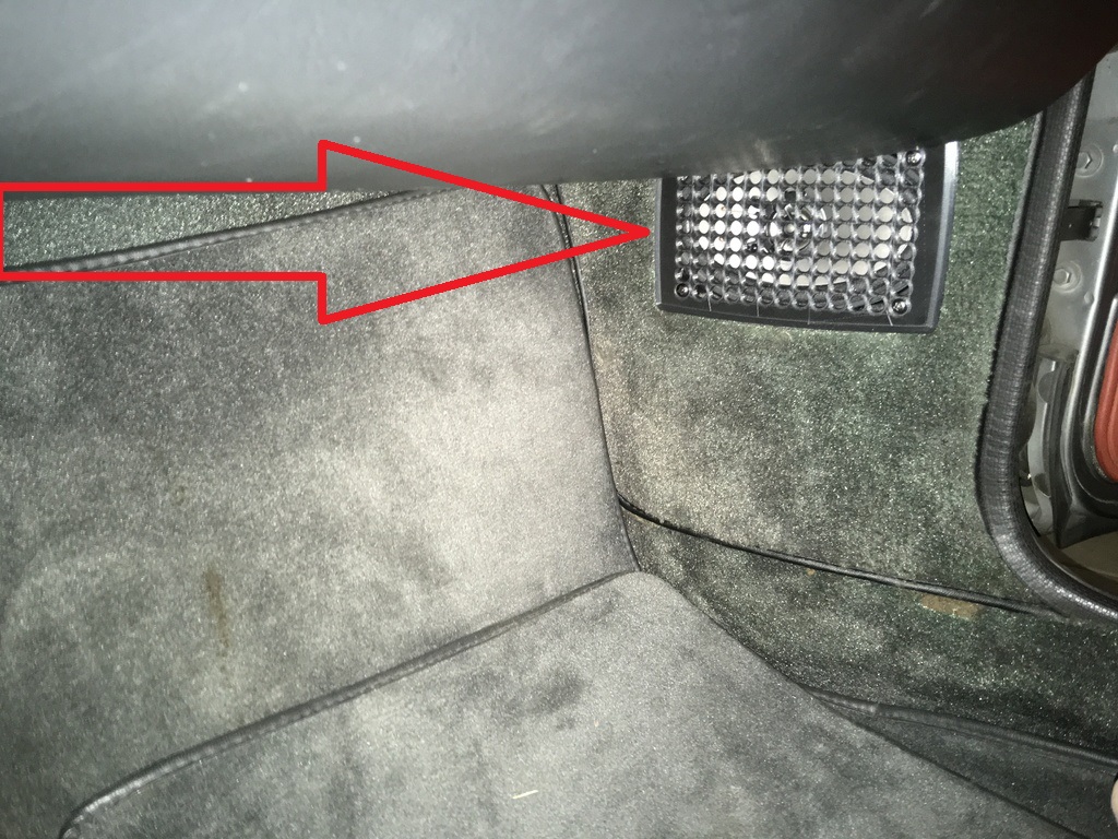 BMW E24 Ön Hoparlör Kapağı ABS Baskı 01513 - Görsel 3