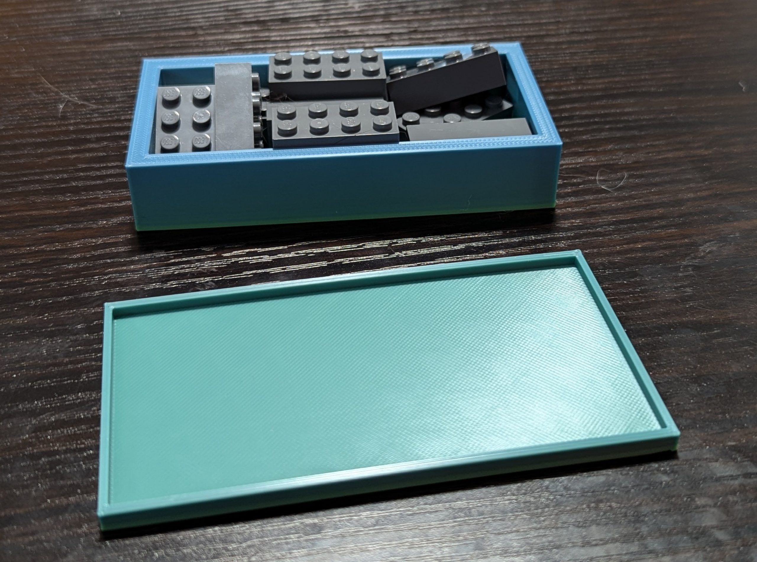 Küçük şeyler için kapaklı küçük kutu. - Görsel 2