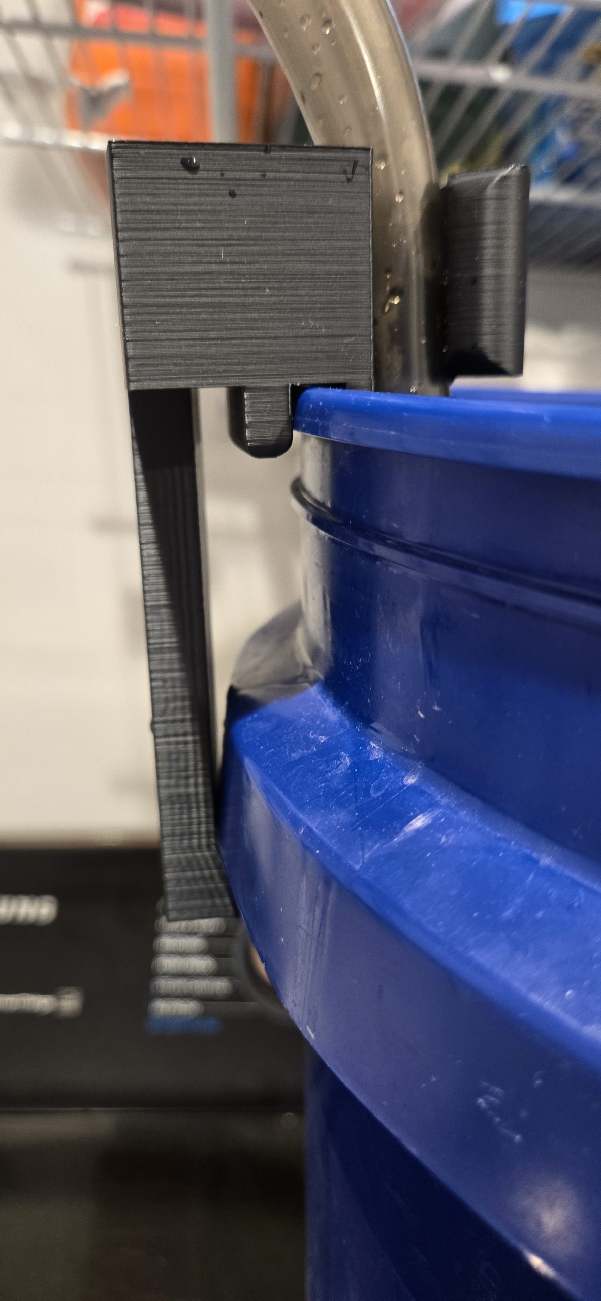 "Balık Tankı Güzelleştirici: Sifon Hortumu ve Kova Klipleri için Pratik Tutucu" - Görsel 4