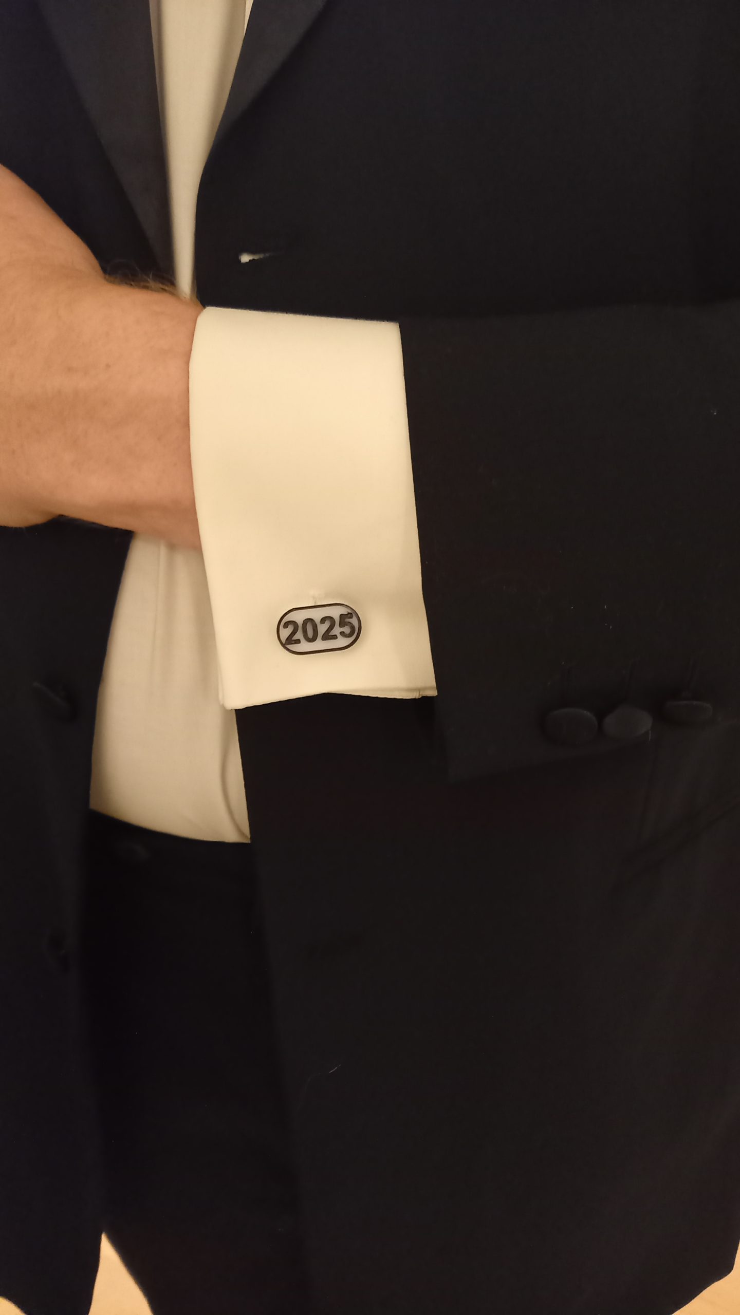 "Şıklığın Sembolü: Metinli Kolklez - 6900044 ile Farkınızı Yansıtın!" - Görsel 2