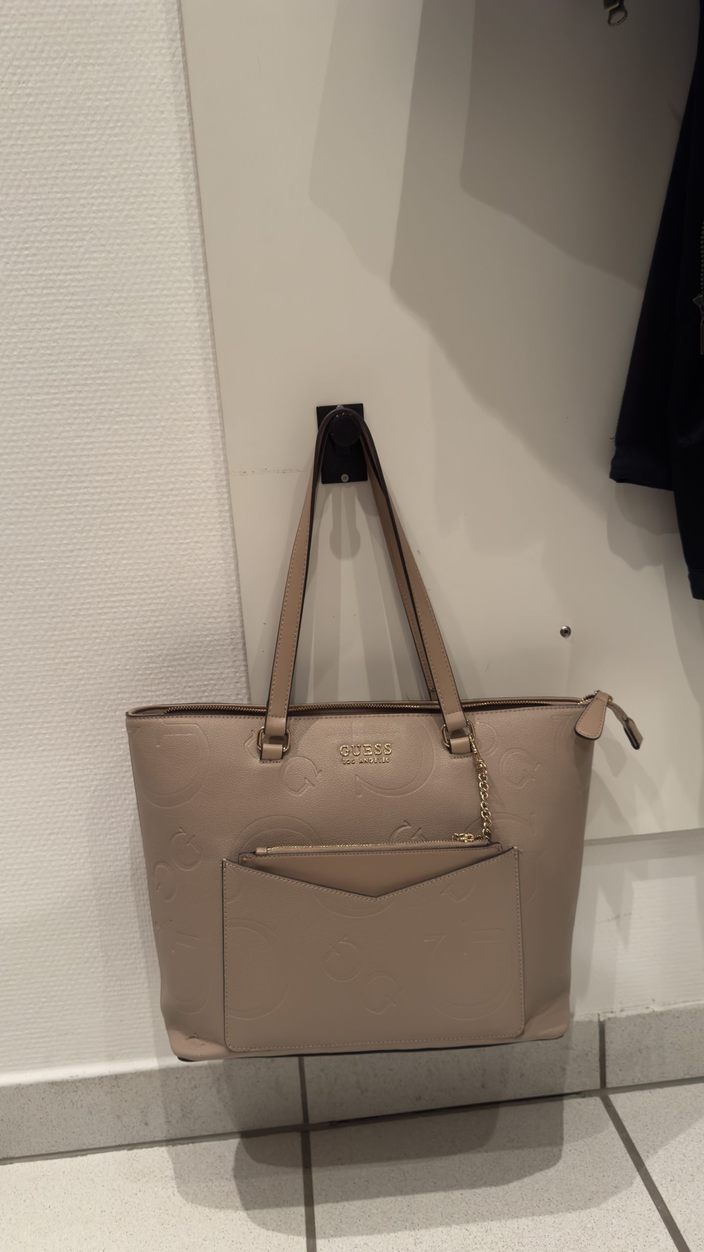 Sırt Çantası Kanca Tutucu - Görsel 5