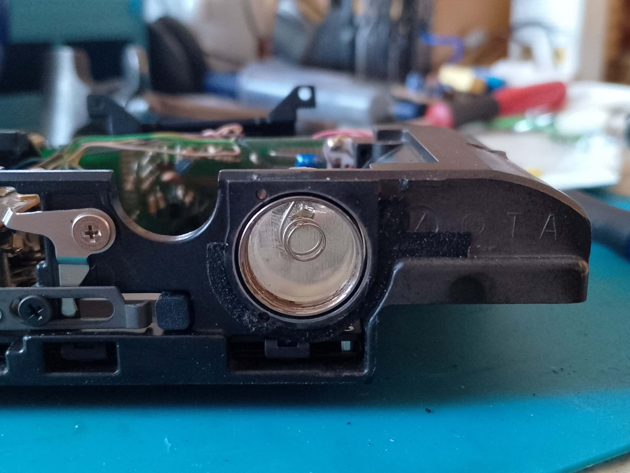 "Nikon'un İhtişamlı IV-A Modeli için Pil Bölmesi - Parça No: 6900756" - Görsel 3