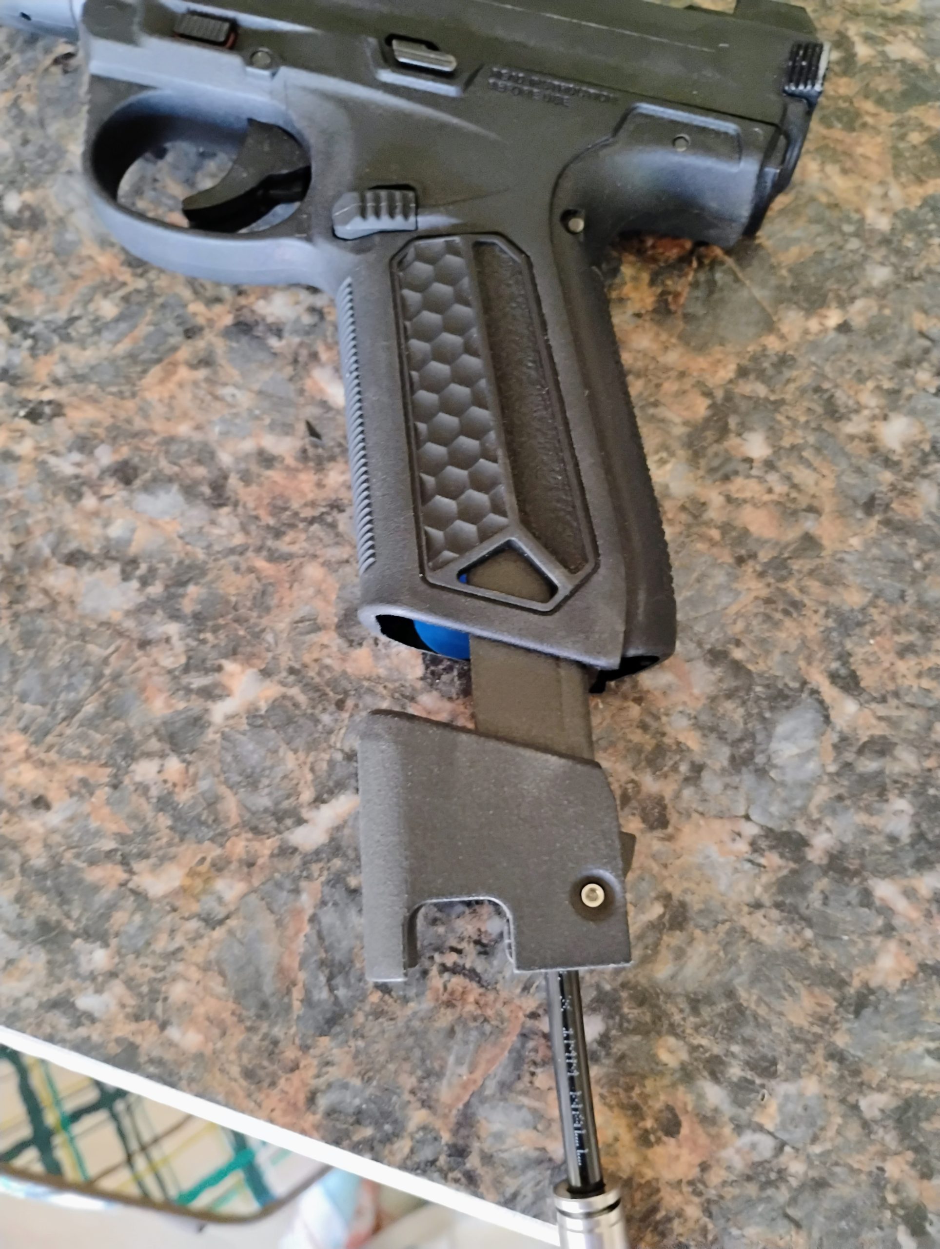 "Yükseltilmiş Kontrol: TAPP GLOCK AAP-01 SHOTSHELL Adaptörü için Ergonomik Kavrama Uzantısı!" - Görsel 4