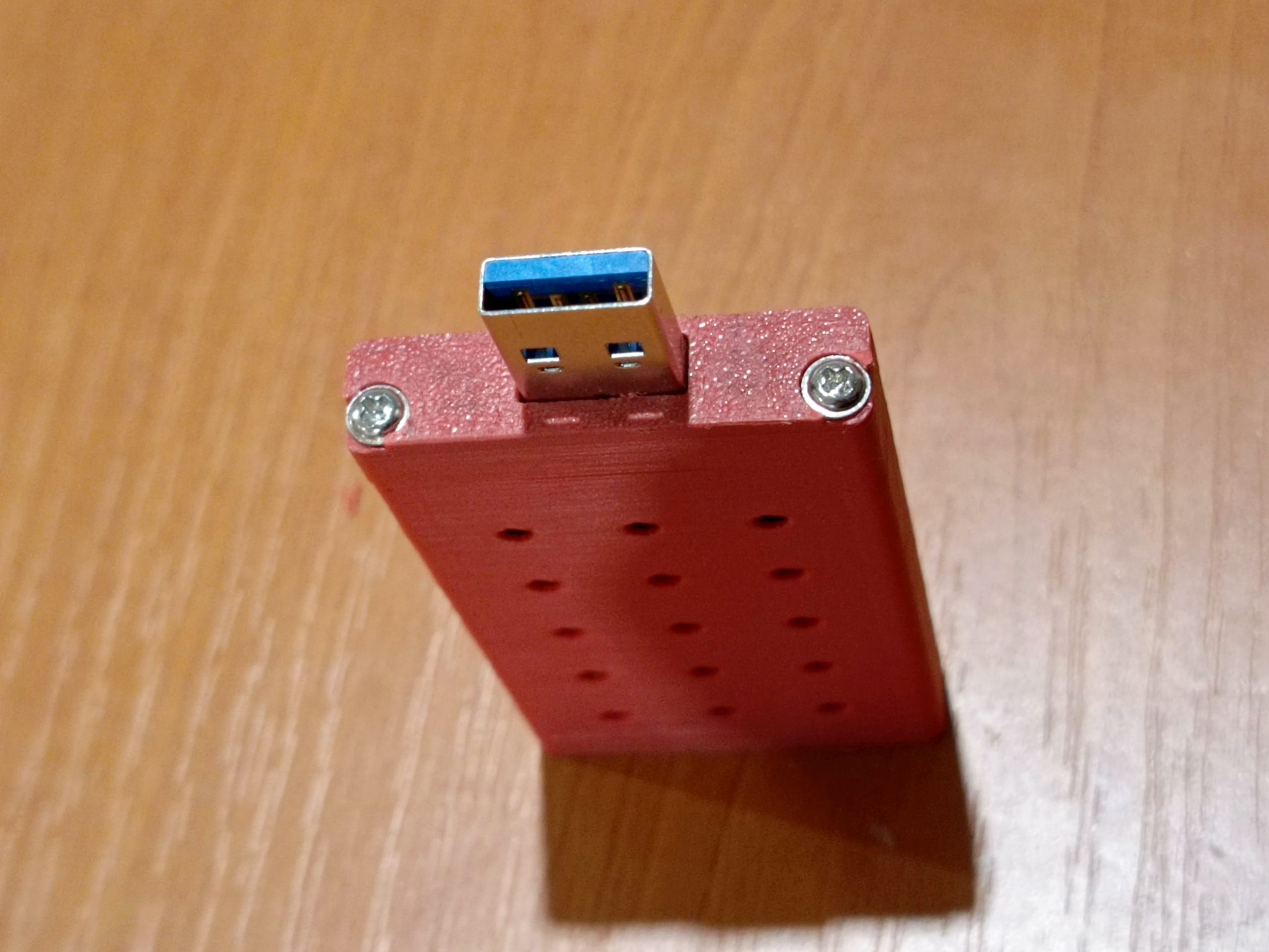 "Ultra İnce USB M2 SSD HDD Kapağı - 6899003: Verilerinizi Güvende Tutmanın Şık Yolu!" - Görsel 5