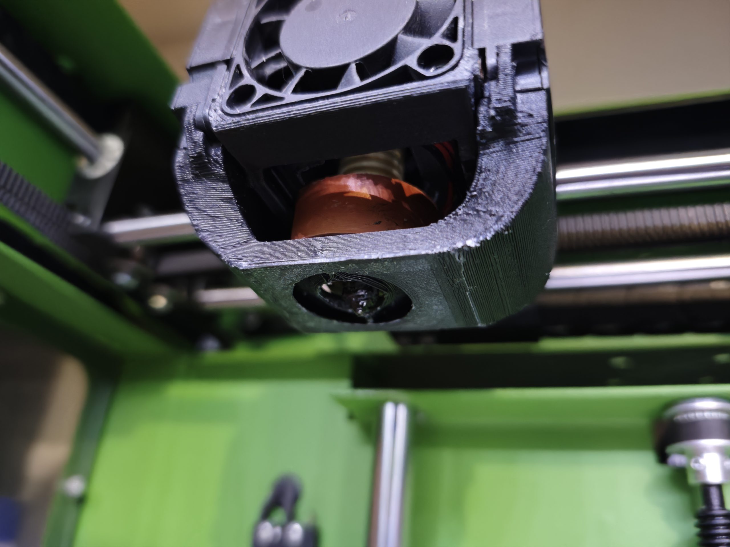 "Craftbot Plus 4010: Yüksek Performanslı Blower Konsolu ve Hava Alanı ile Yaratıcılığınızı Serbest Bırakın - 6901761"