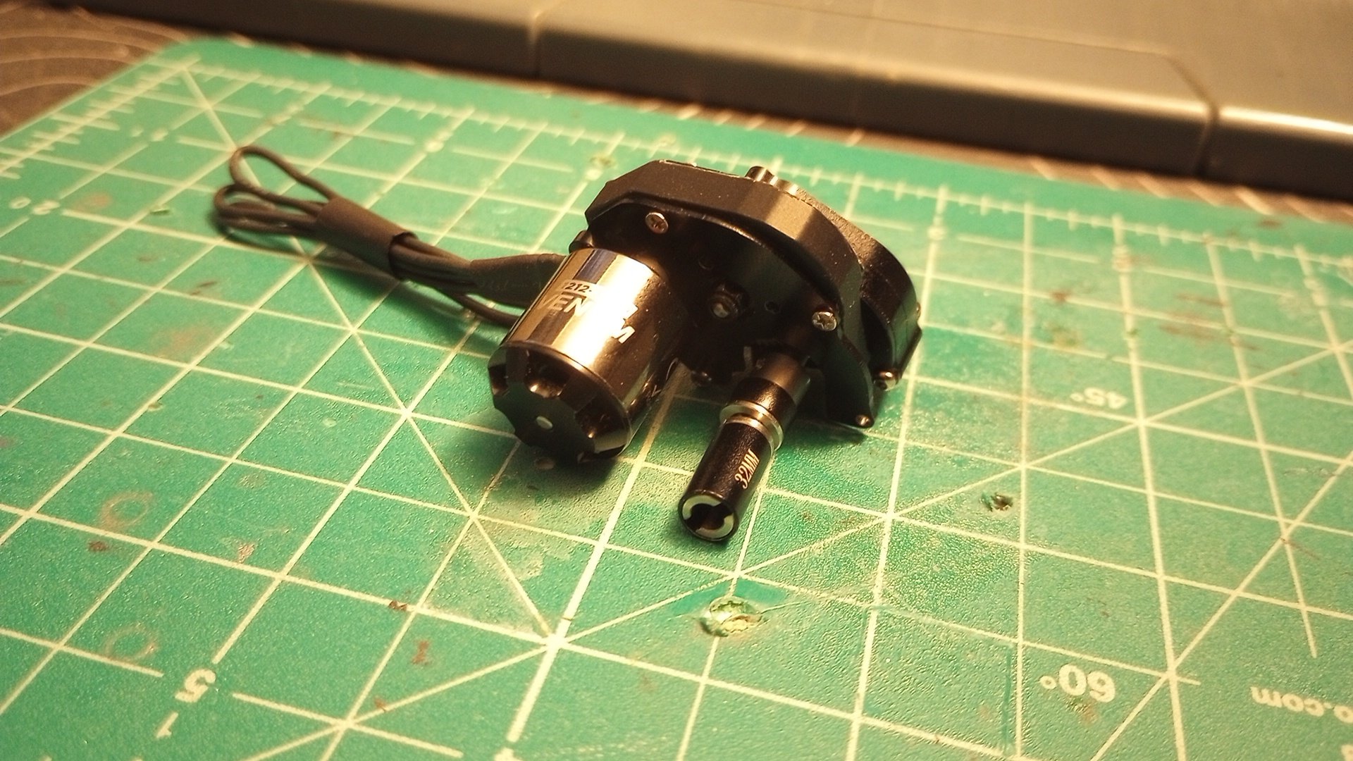 "SCX24 İçin Yenilikçi Alternatif Motor Montajı - 6900558" - Görsel 2