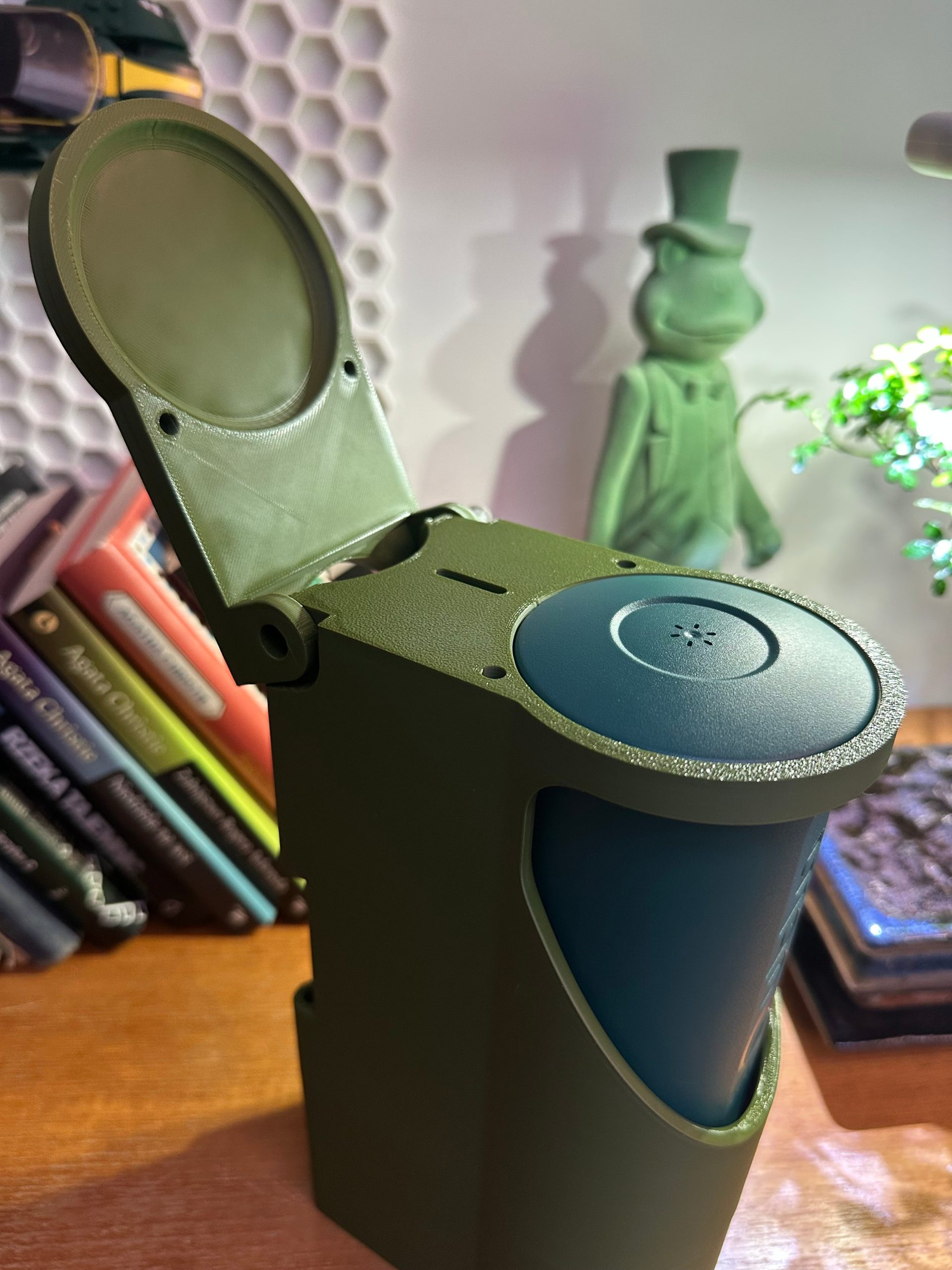 "Outin Nano Seyahat Kiti – Şıklığı ve Fonksiyonu Bir Araya Getiren Orijinal Kapak ve Kupa Seti – 6898735" - Görsel 2