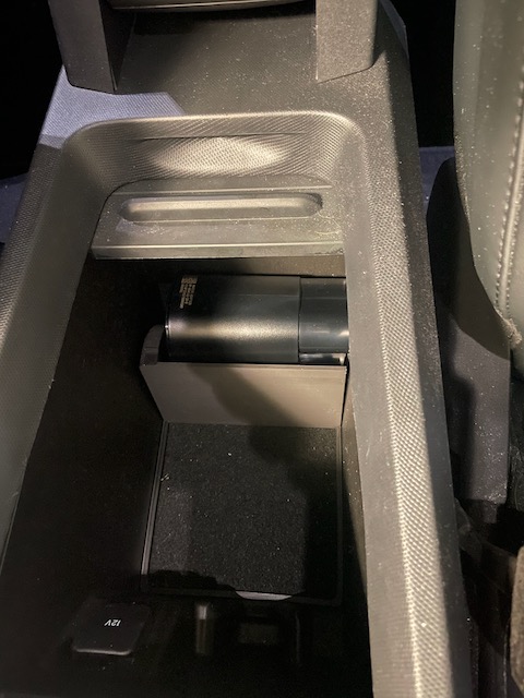 Mustang Mach-E NACS Adaptör Tutucu - Güçlü Tasarım, Mükemmel Uyum! 6896805