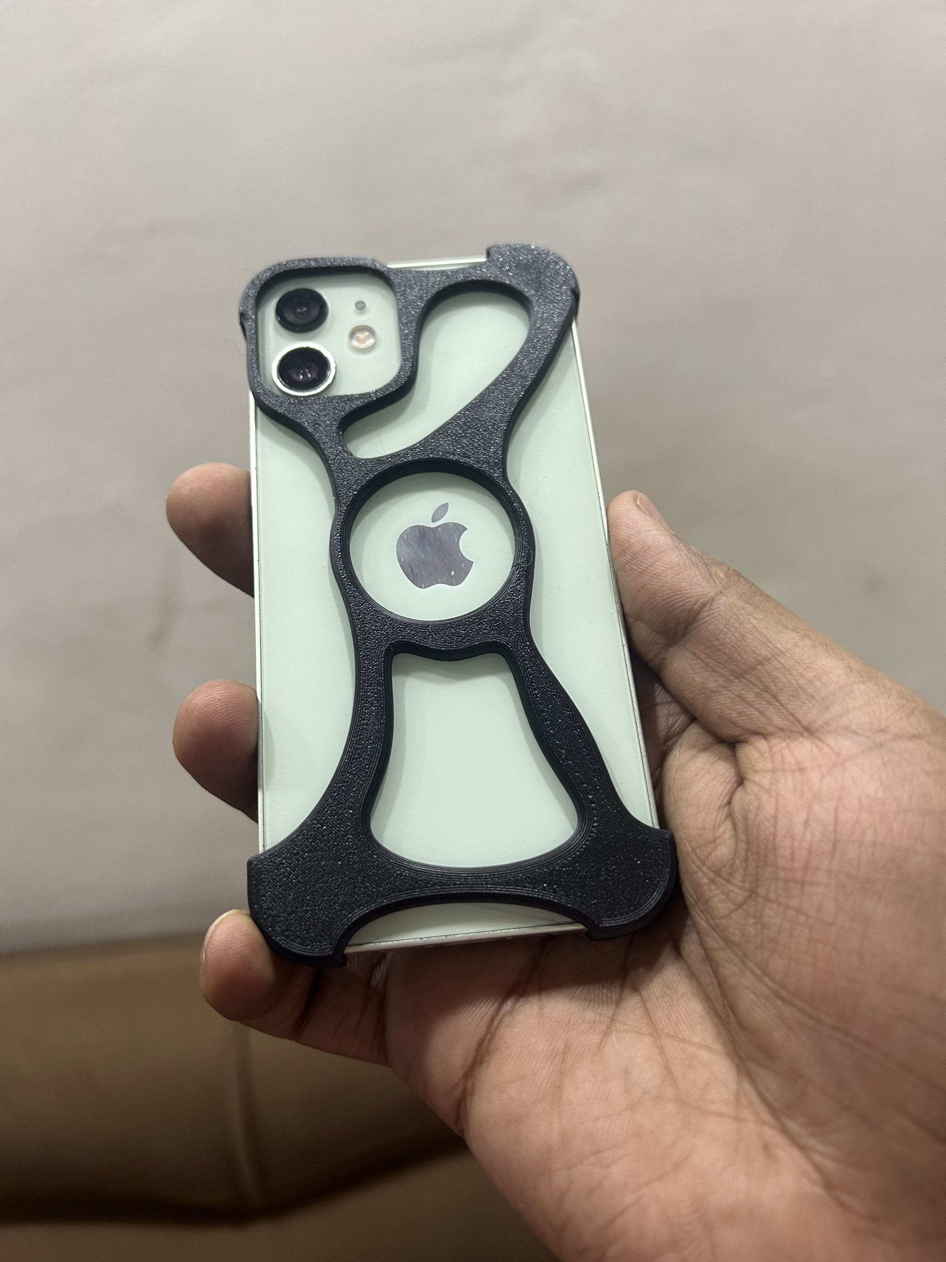 "Şıklığı ve Korumayı Buluşturan İPhone 12 Mini Kılıf - Model 6900300"