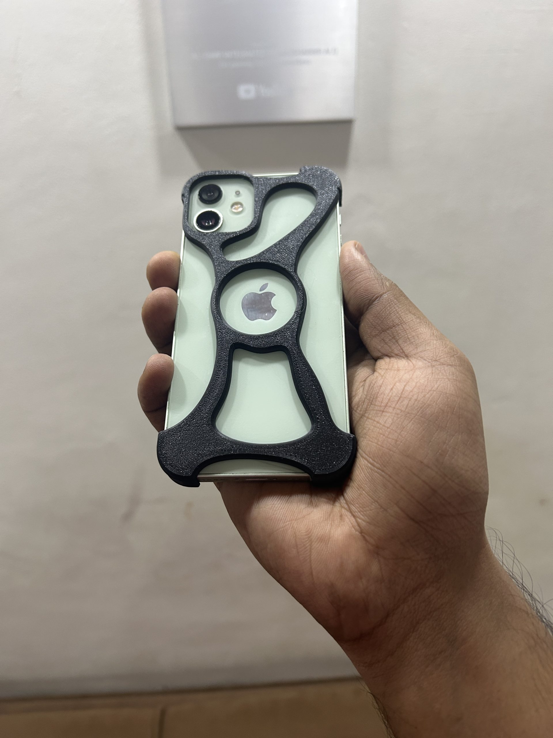 "Şıklığı ve Korumayı Buluşturan İPhone 12 Mini Kılıf - Model 6900300" - Görsel 3