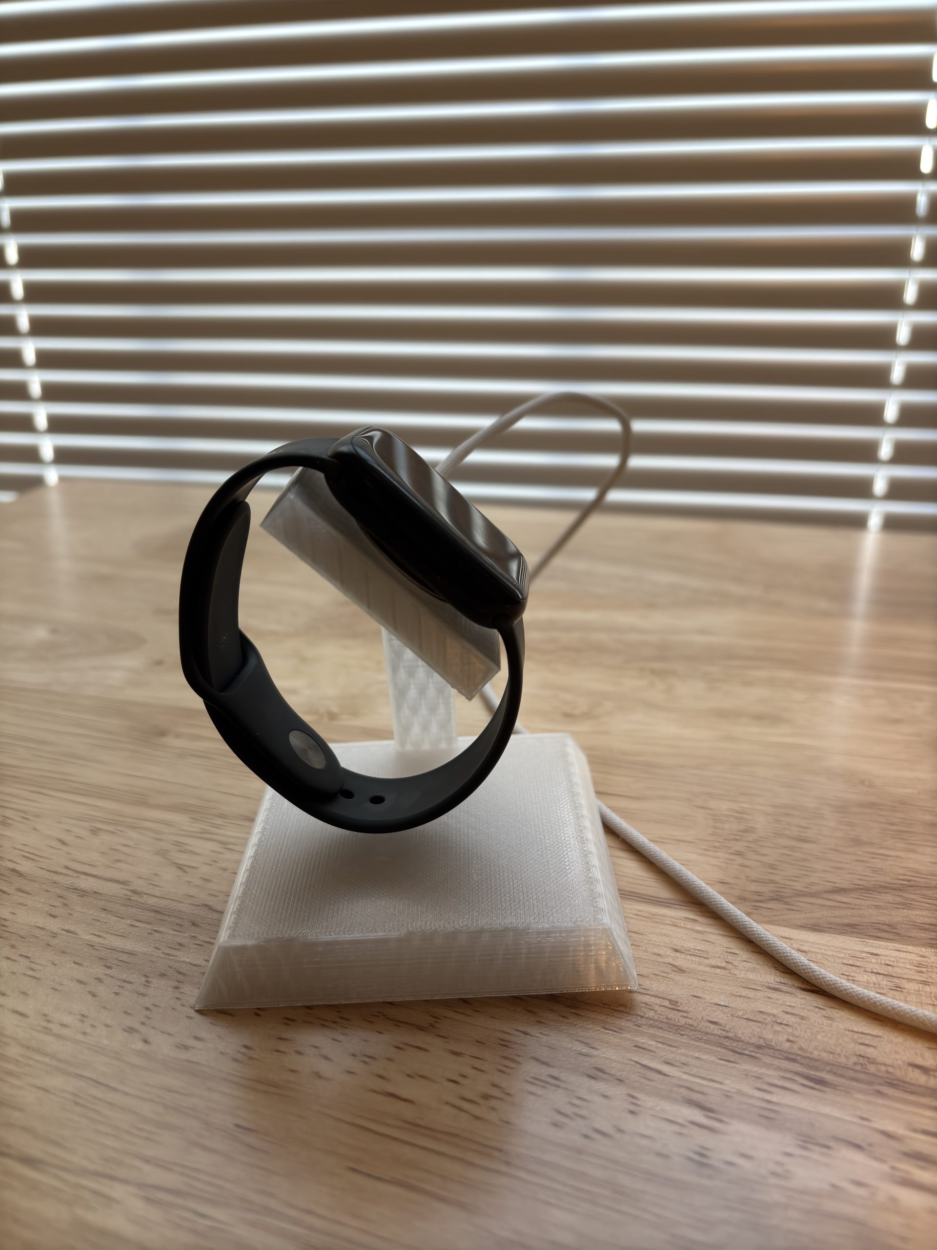 "Zarif Tasarımlı Apple Watch Şarj İstasyonu - Model 6900165 ile Stilinizi Yükseltin!" - Görsel 7