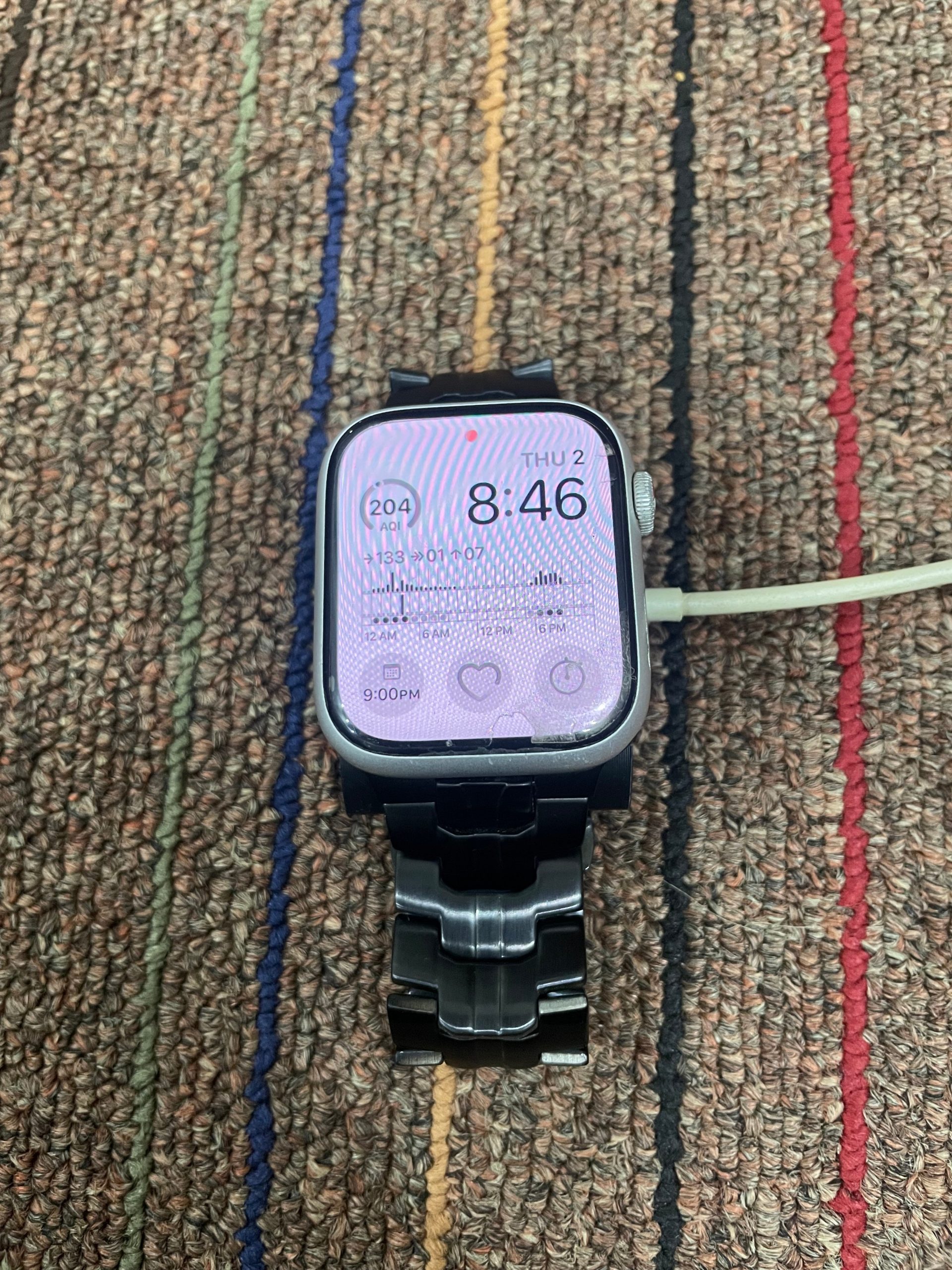 "Kesintisiz Güç: İnovatif iWatch Şarj Çantası ile Sıra Dışı Kararlılık!" - Görsel 6