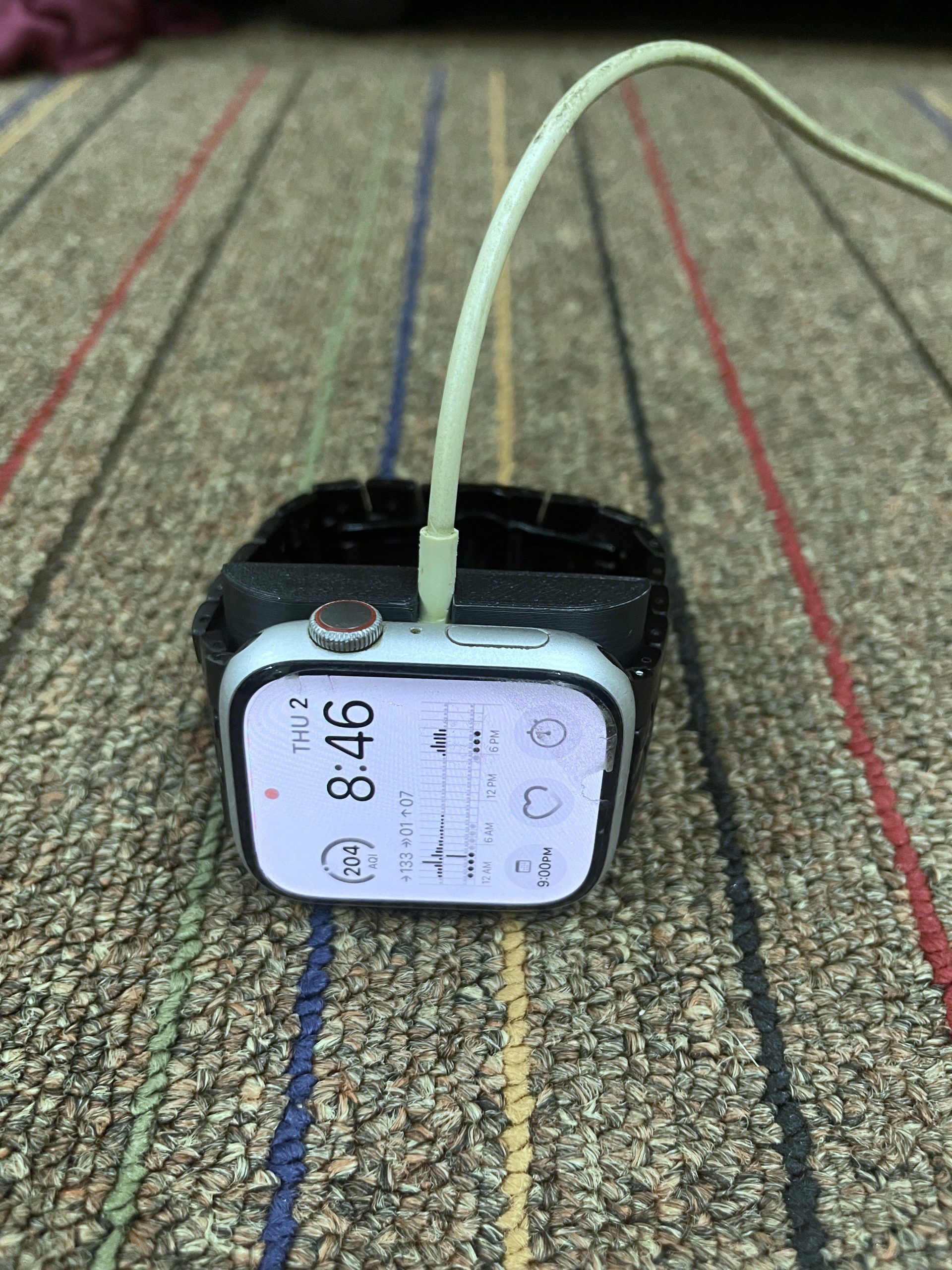 "Kesintisiz Güç: İnovatif iWatch Şarj Çantası ile Sıra Dışı Kararlılık!" - Görsel 7