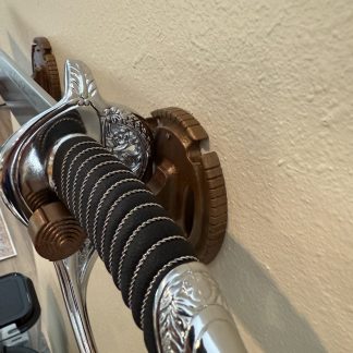 Tırnak deliği ile kılıç ekranı - 6906194