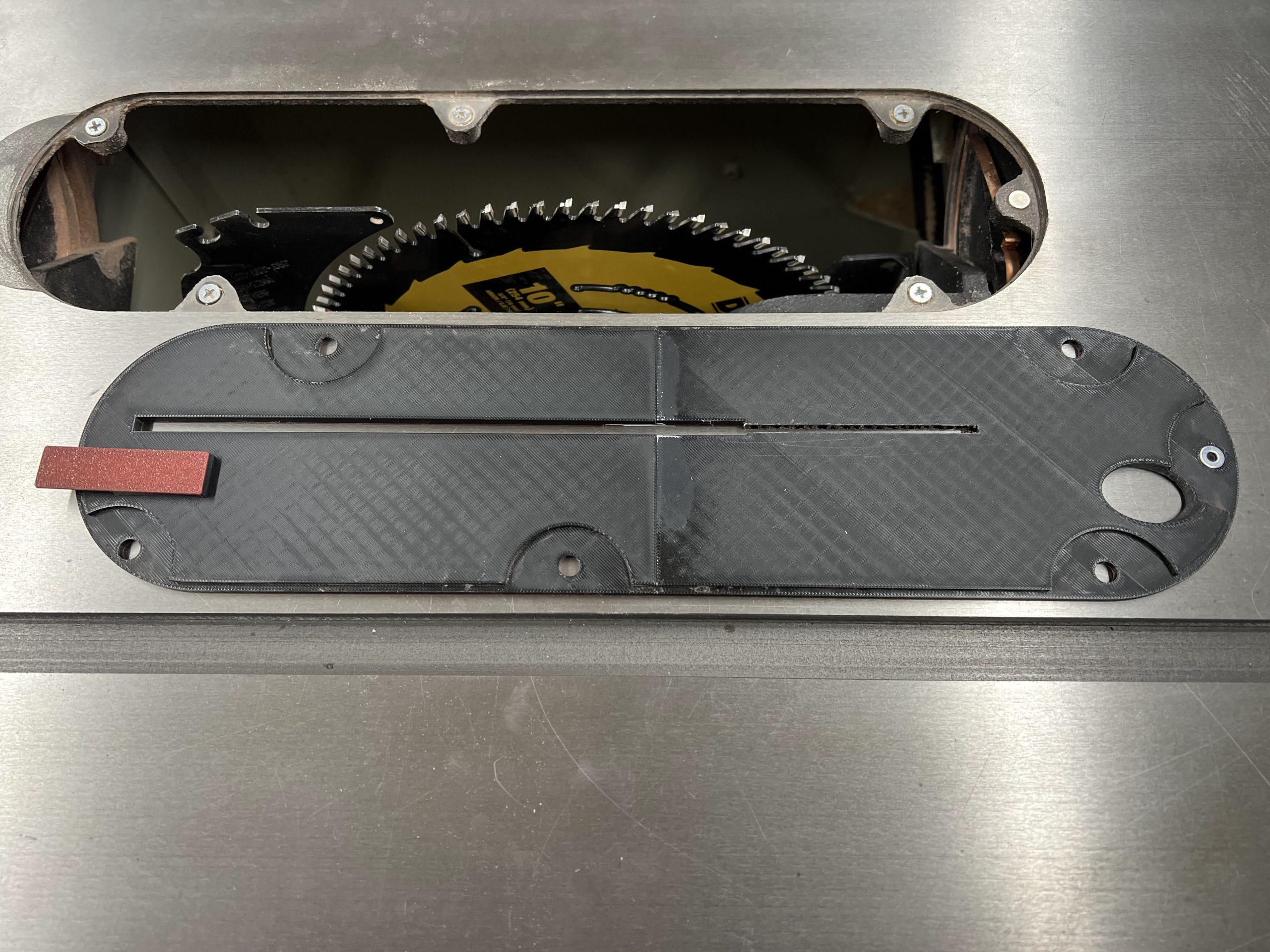 "Fox W1837 ile Güç ve Hassasiyetin Buluştuğu Sıfır Kıvrık Masa Testere!" - Görsel 2