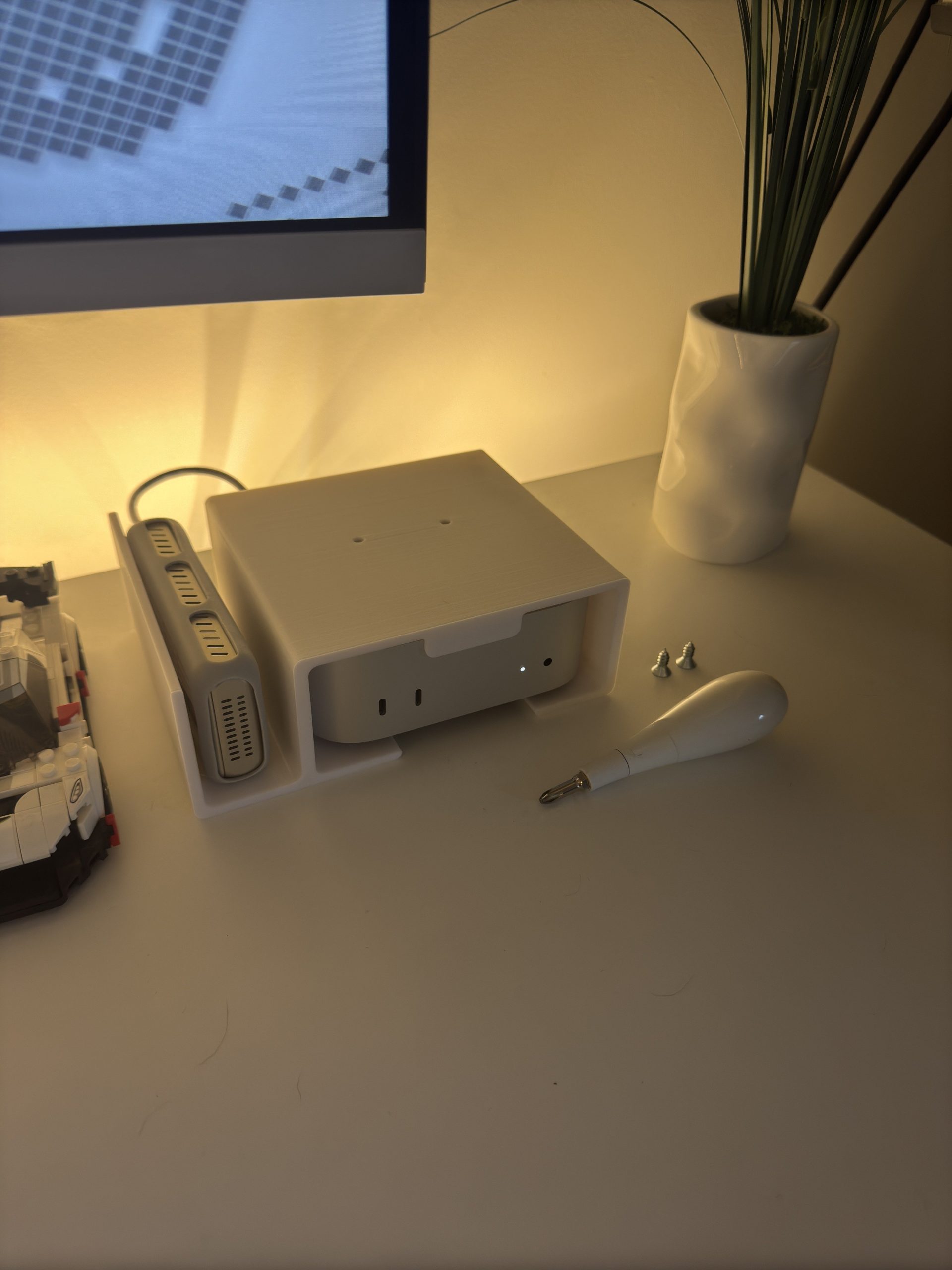 M4 Mac Mini İçin Şık ve Fonksiyonel Masa Altı Braket Montaj Seti - 6900453 - Görsel 3