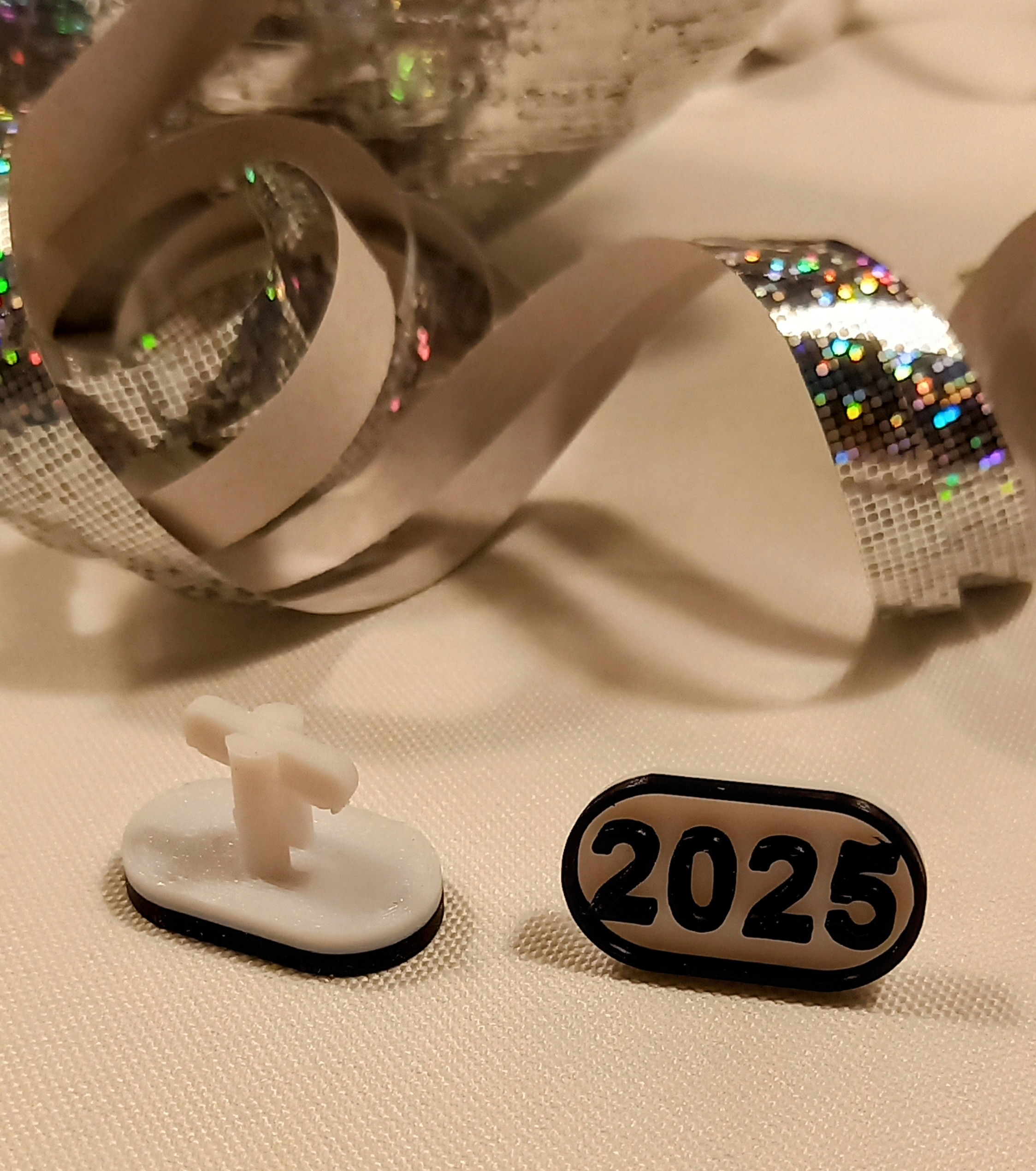 "Şıklığın Sembolü: Metinli Kolklez - 6900044 ile Farkınızı Yansıtın!" - Görsel 3