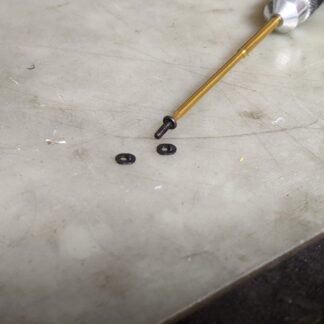 Mugen MTC2R Süspansiyon Bloğu Konumlandırıcı Plastik Braket