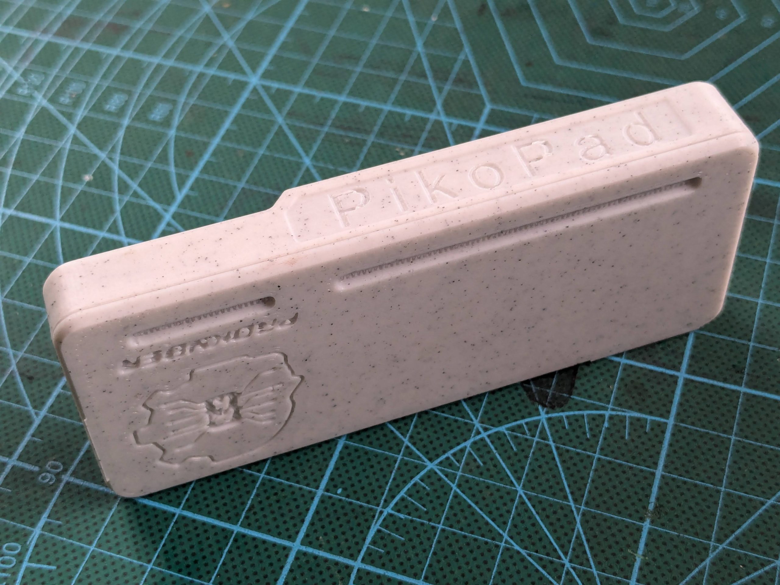 "Picopad Protetor: Şıklık ve Koruma Bir Arada - Model 6897858" - Görsel 2