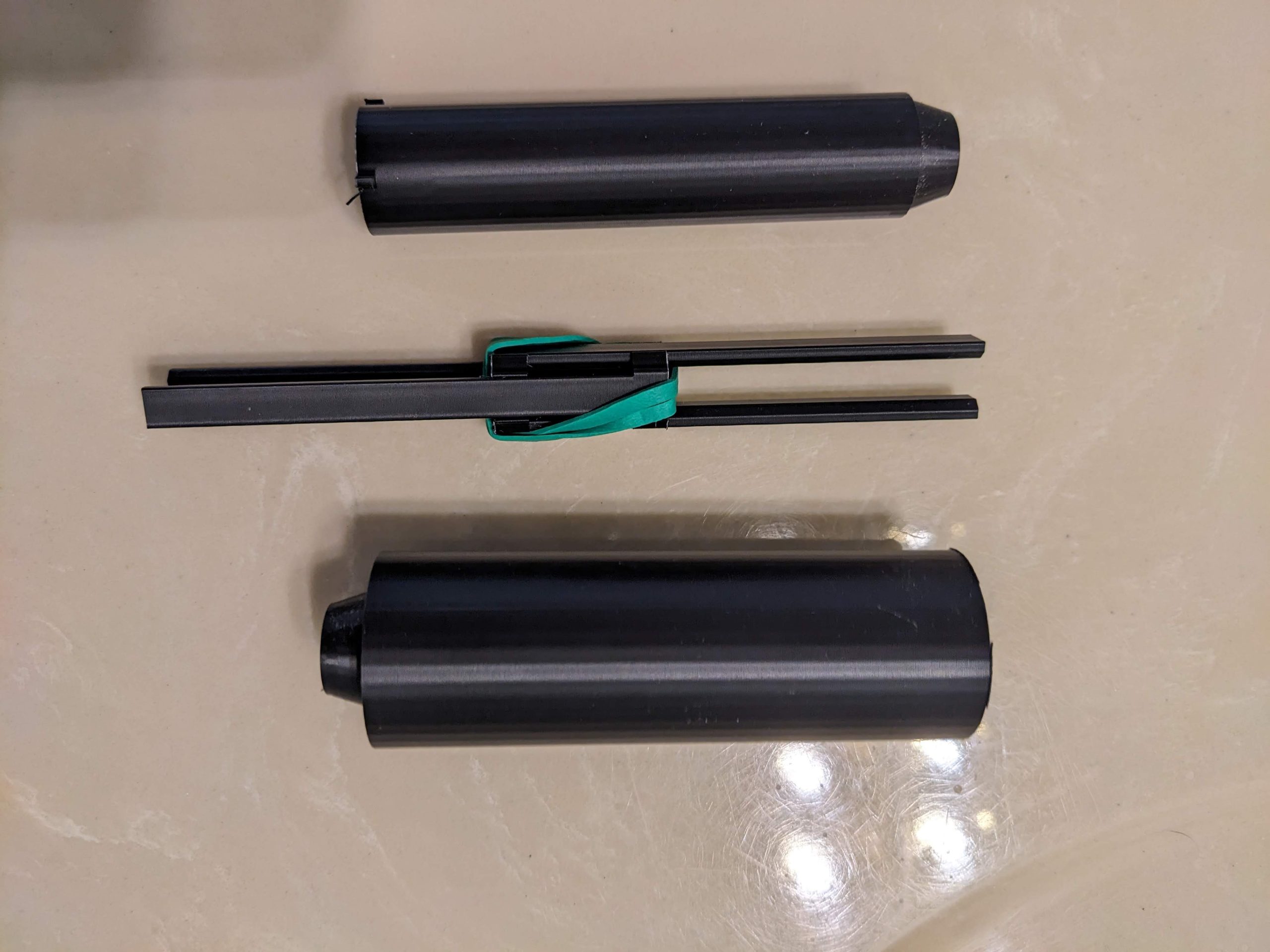 "Pratik Tuvalet Kağıdı Rulo Aksı - Lastik Bant Yay ile Güçlü Destek! - 6897447" - Görsel 3