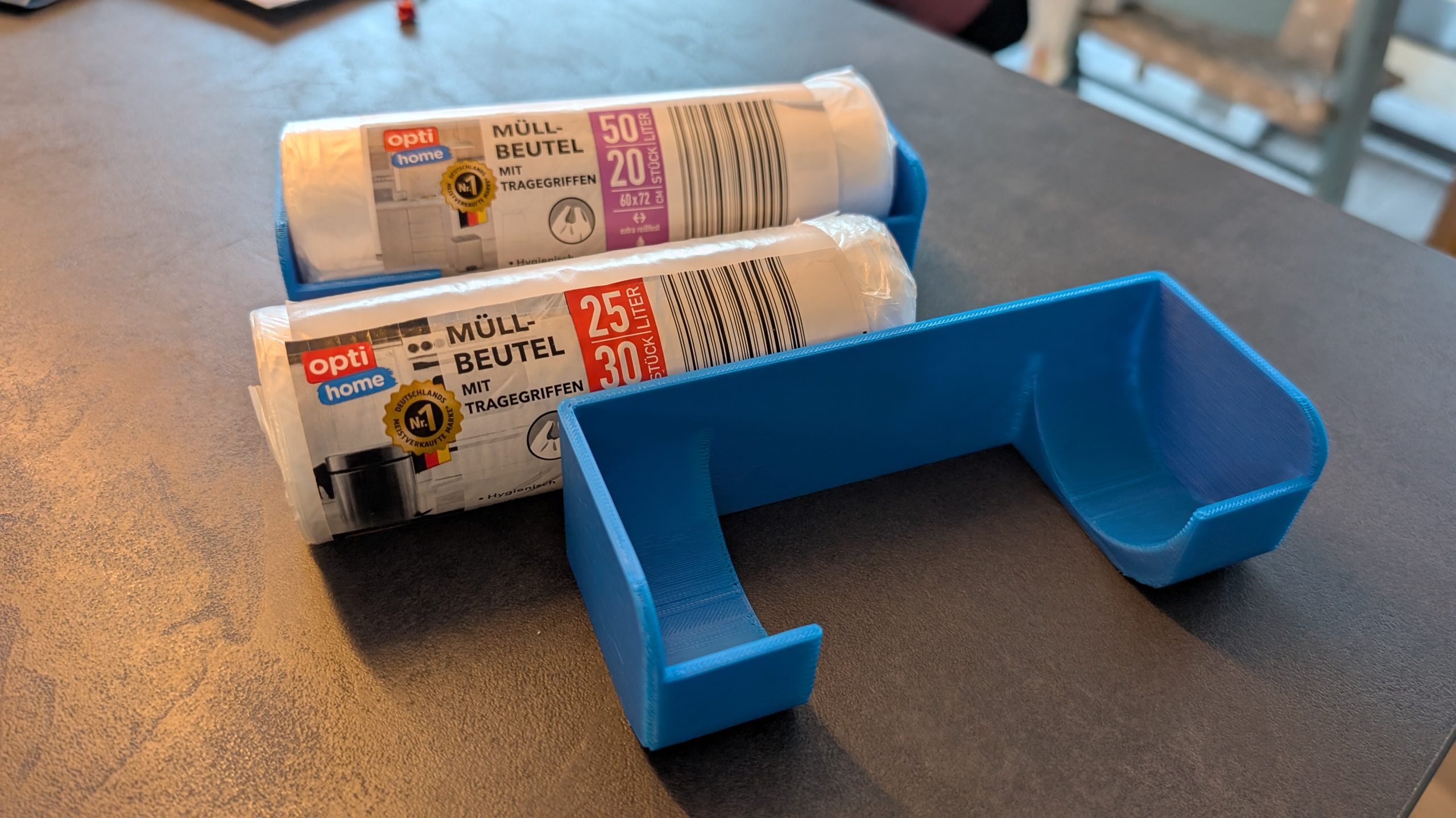 "Pratik Ayarlanabilir Çöp Torbası Rulo Tutucu - Temizliği Kolaylaştıran Akıllı Çözüm!" - Görsel 2