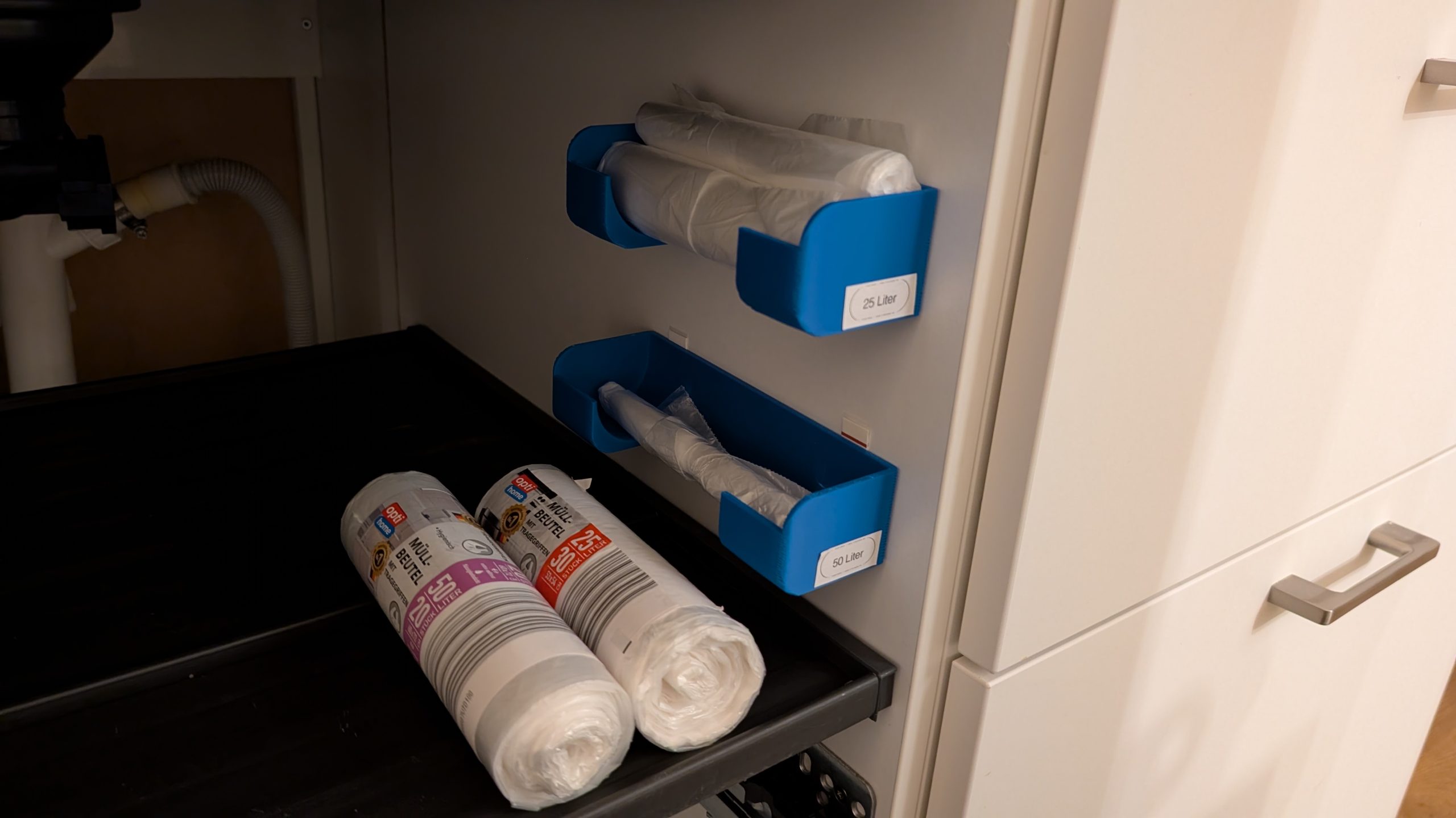 "Pratik Ayarlanabilir Çöp Torbası Rulo Tutucu - Temizliği Kolaylaştıran Akıllı Çözüm!" - Görsel 3