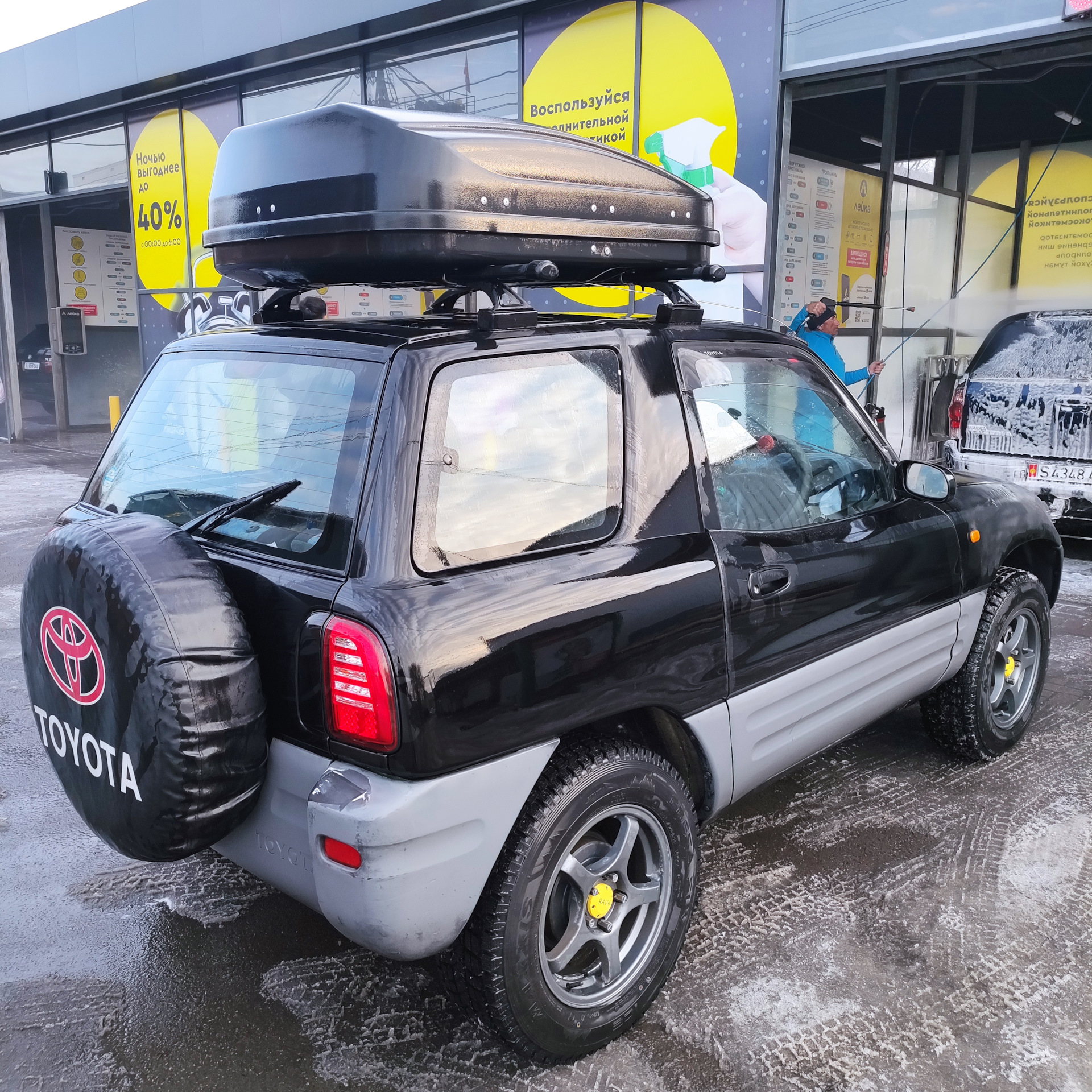 "Toyota RAV4 için Özel Tasarım Enkey 7J 16 Tekerlek Kapağı - 5 × 114.3, D73 | Üstün Şıklık ve Performans!"