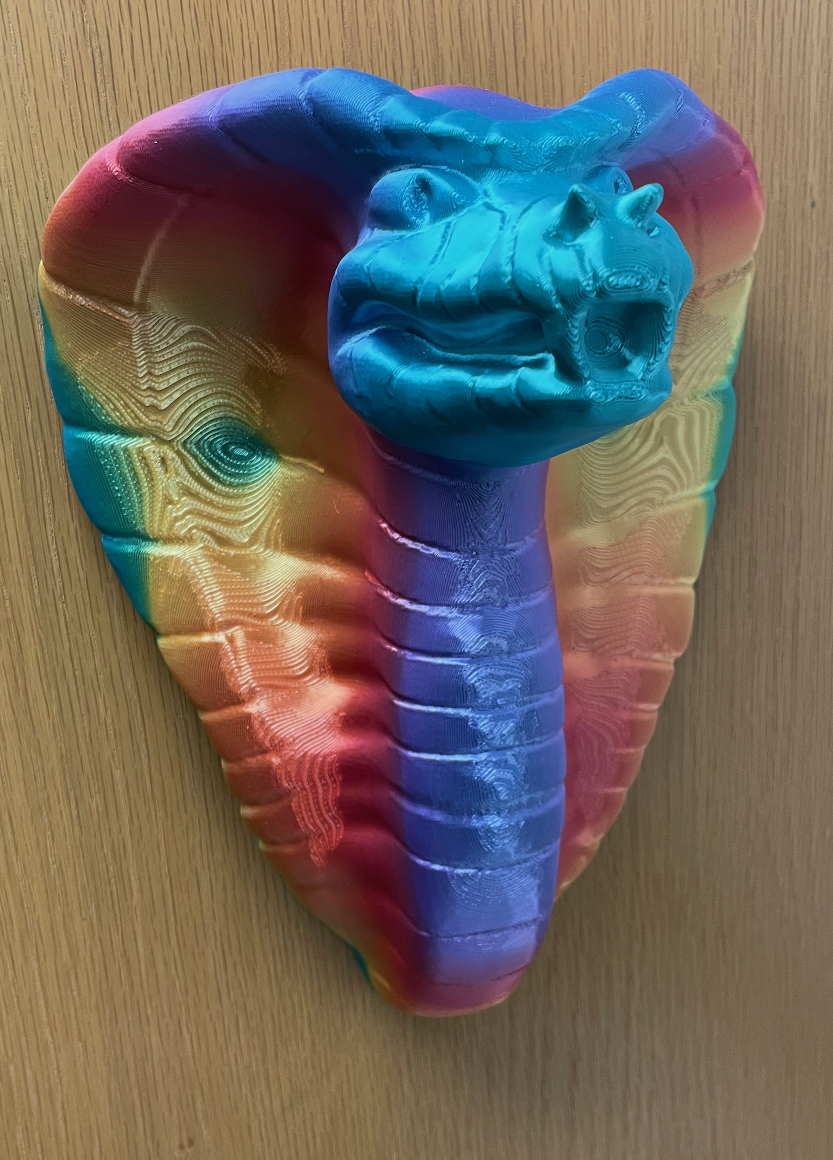 "Yılan Kafalı Şıklık: Kat Askısı - 6900106" - Görsel 2