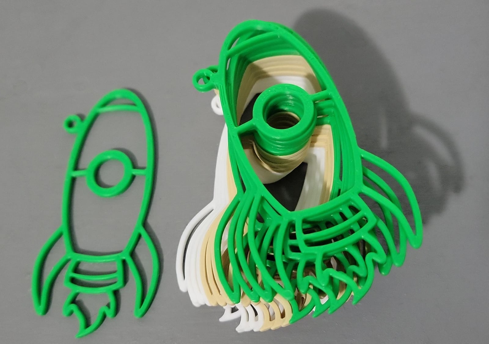 Galaksi Yolculuğuna Hazır Uzay Roketi Anahtarlığı - 6896818