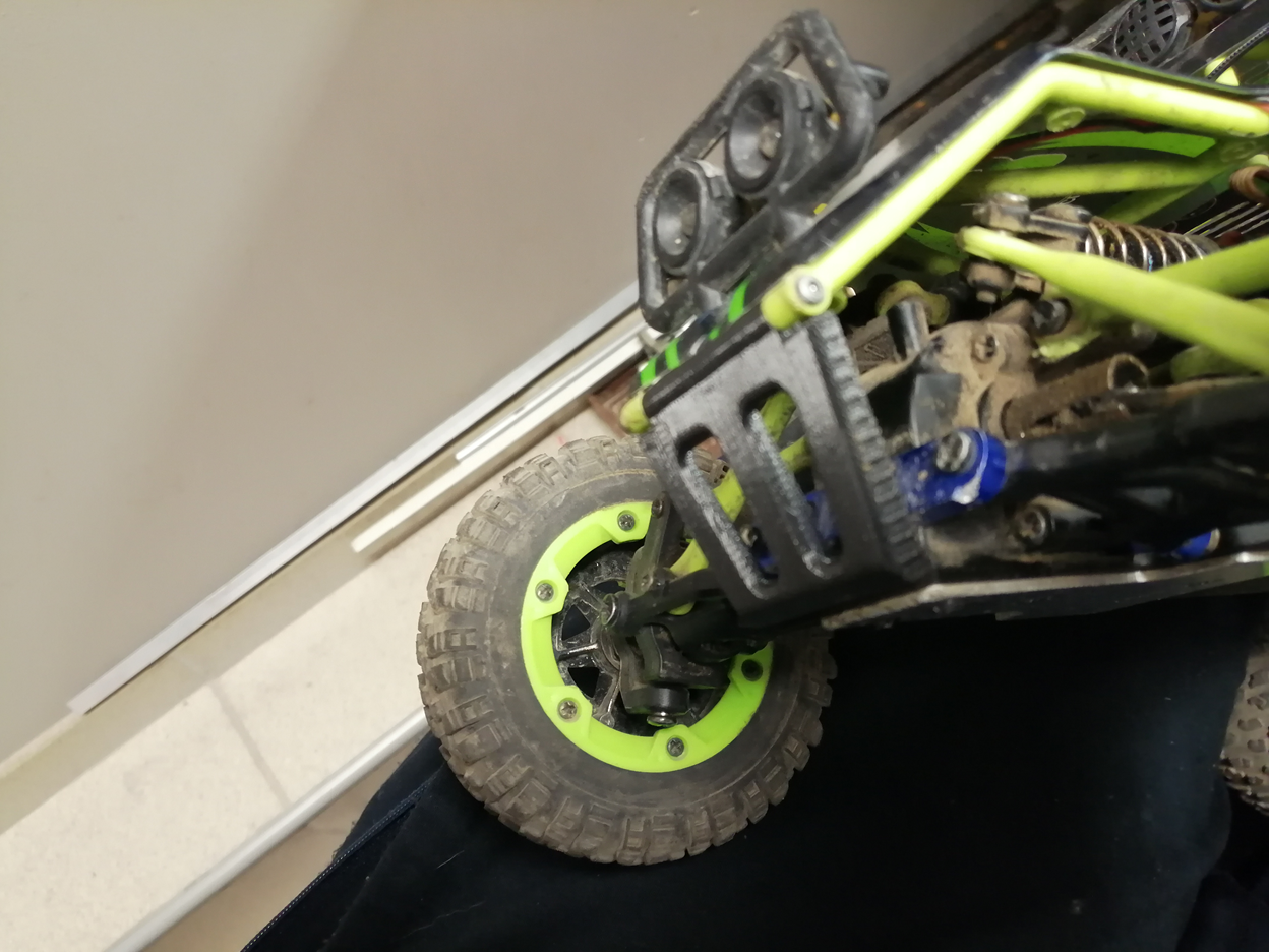 WLTOYS WL12428 – Araç Görünümünü Yenileyen Şık Ön Tampon!