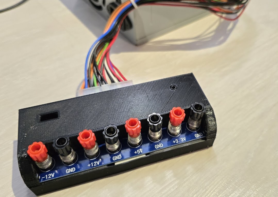 "XH-M229 & HU-MV28W ZJ-012: Güç ve Estetiği Bir Araya Getiren Masaüstü PC ATX Adaptör Kutusu - 6900477" - Görsel 2