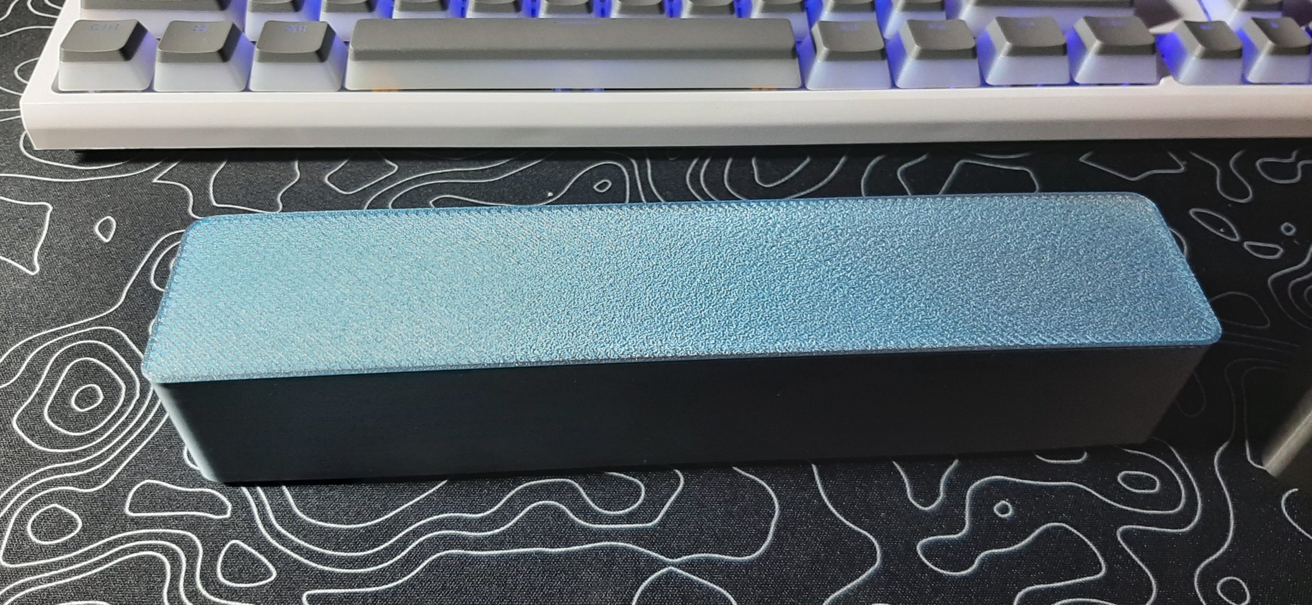 "Tek Düzen: Şık USB Kablo Kutusu - Model 6901518" - Görsel 3